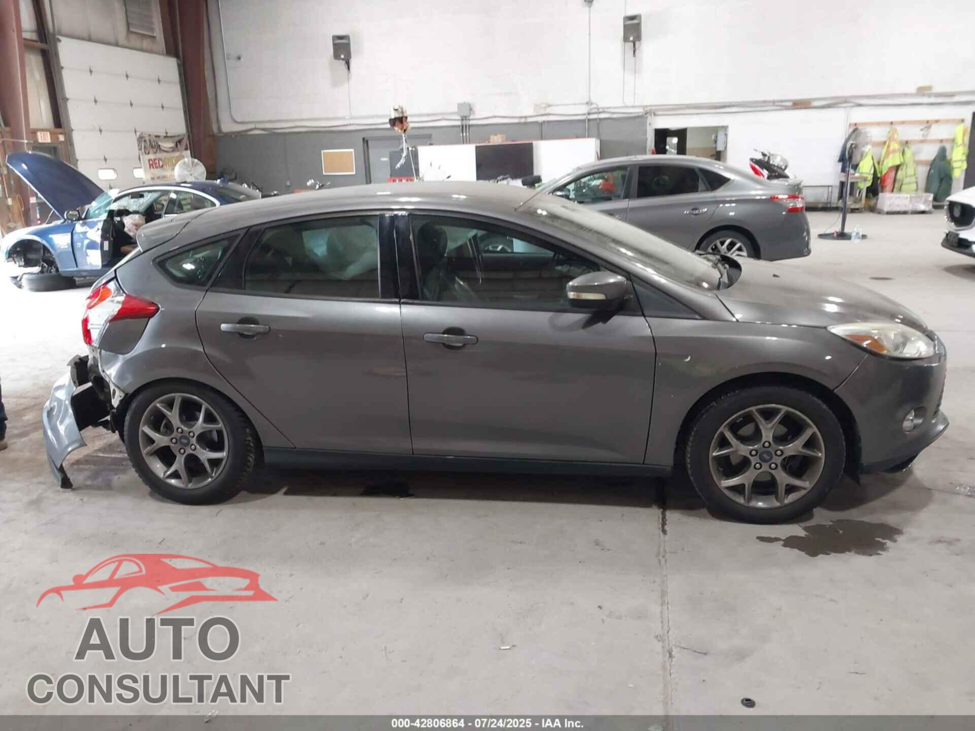 FORD FOCUS 2014 - 1FADP3K26EL262095