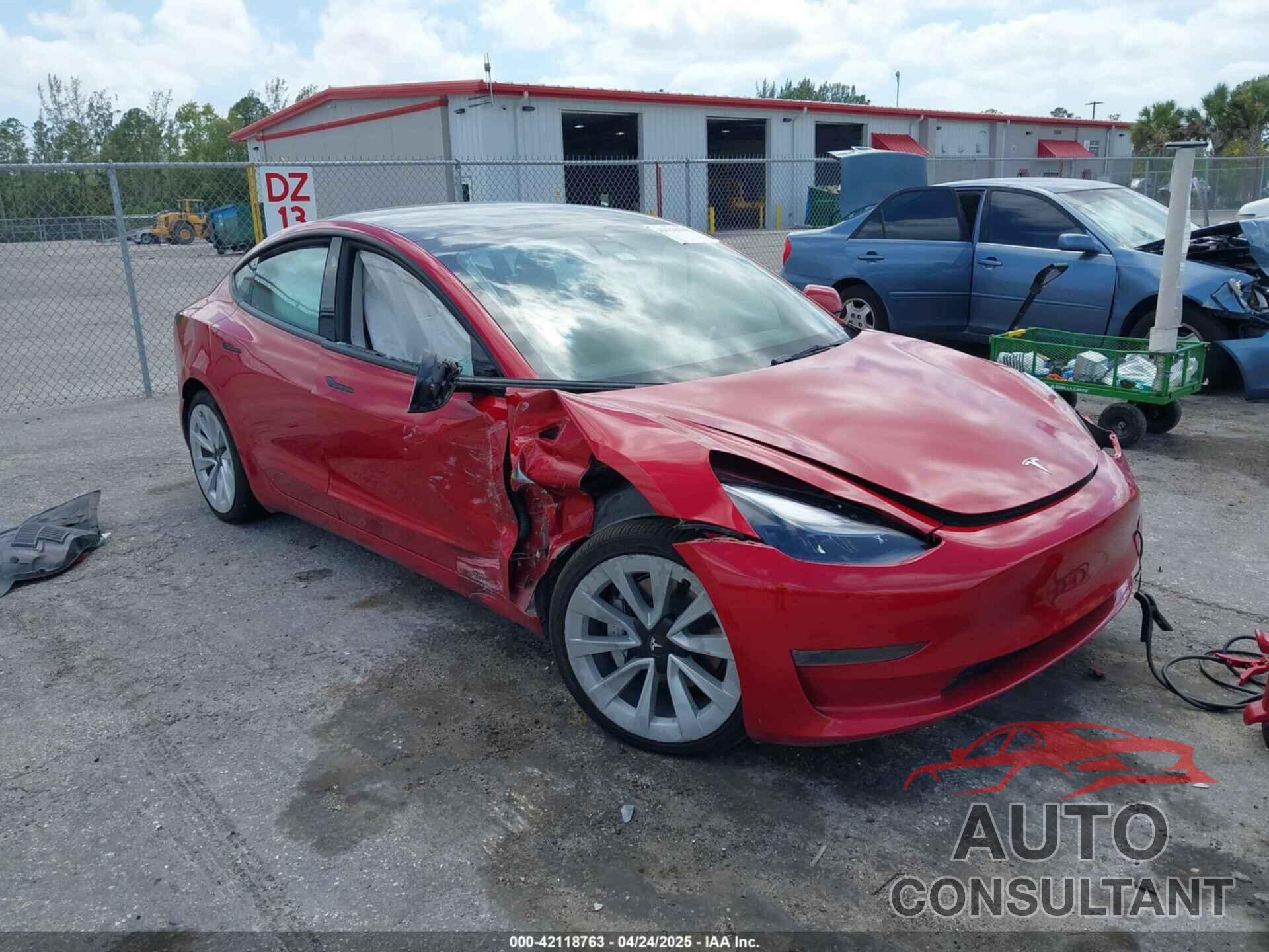 TESLA MODEL 3 2022 - 5YJ3E1EAXNF288351