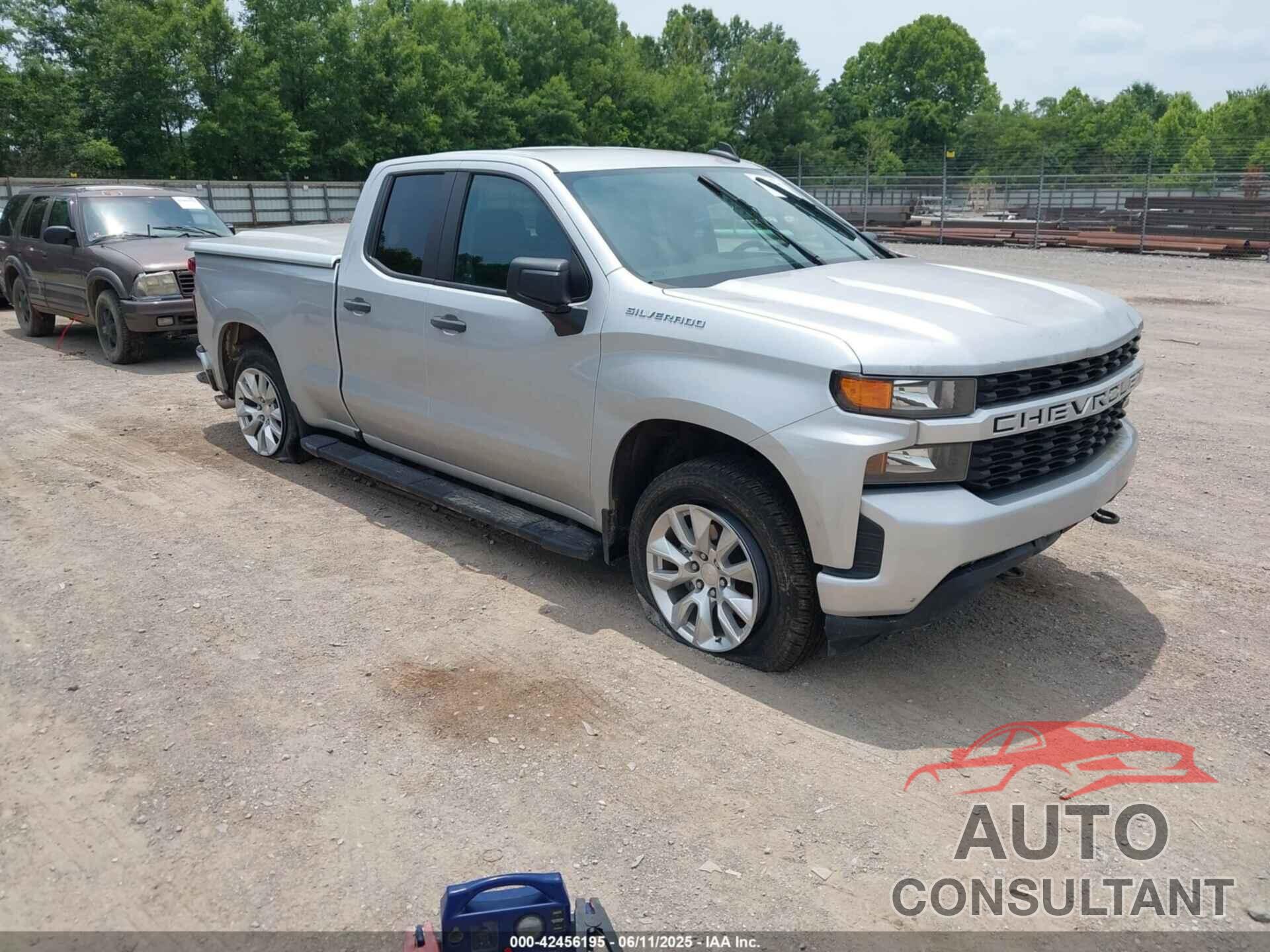 CHEVROLET SILVERADO 2021 - 1GCRWBEH2MZ105480