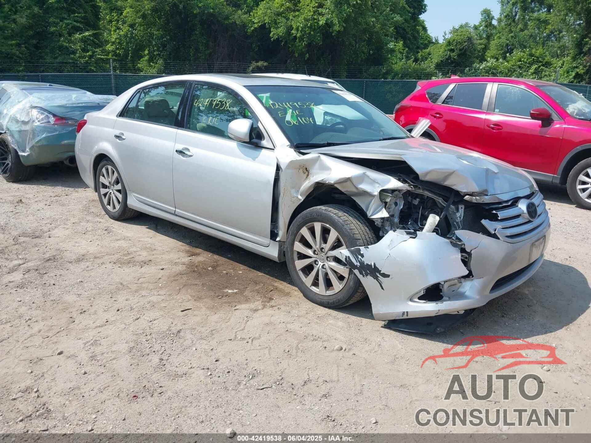 TOYOTA AVALON 2011 - 4T1BK3DB2BU433519