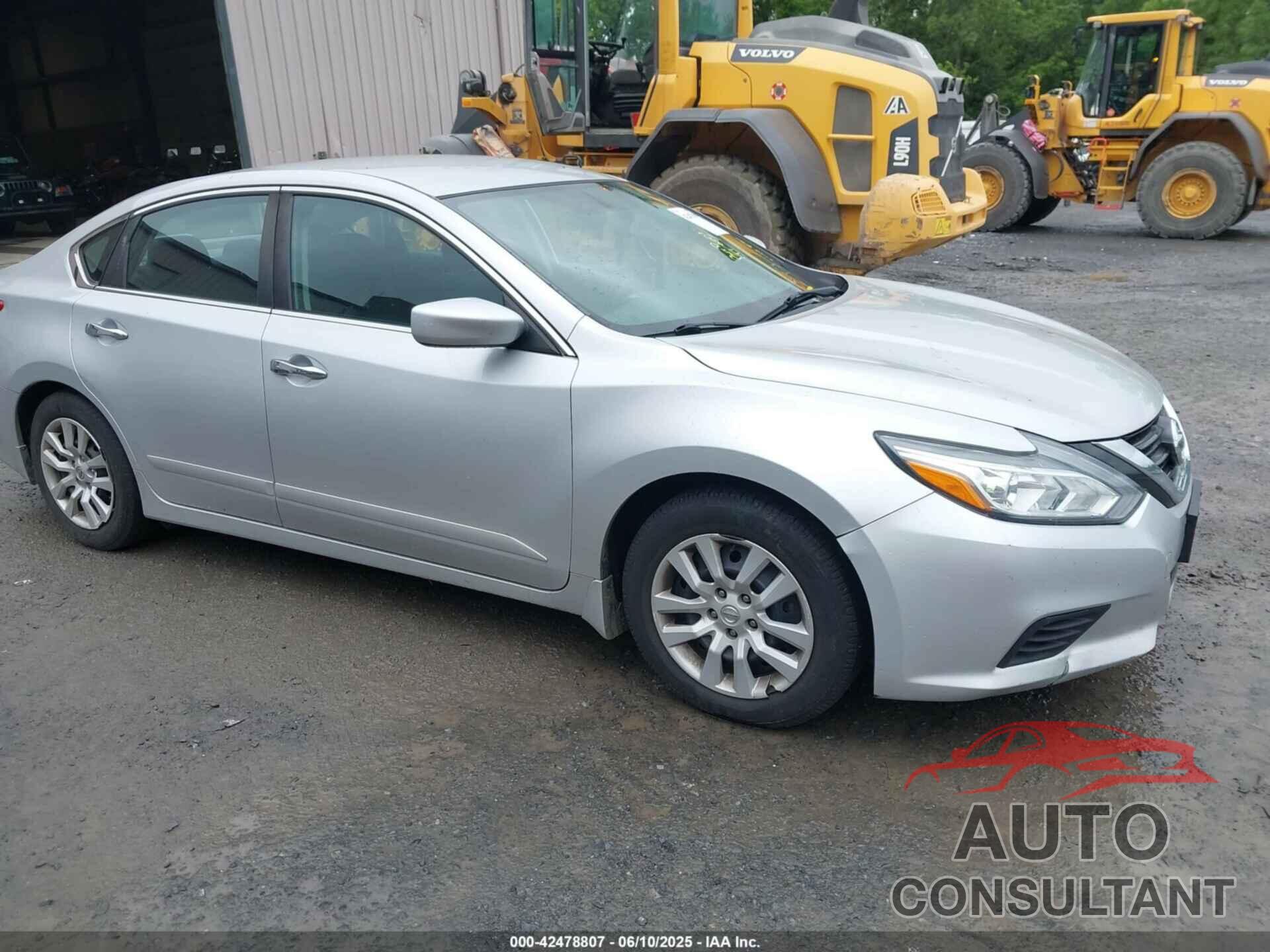 NISSAN ALTIMA 2017 - 1N4AL3AP9HC229429