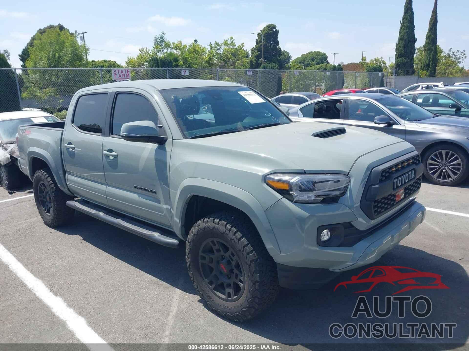 TOYOTA TACOMA 2023 - 3TMAZ5CN8PM204938