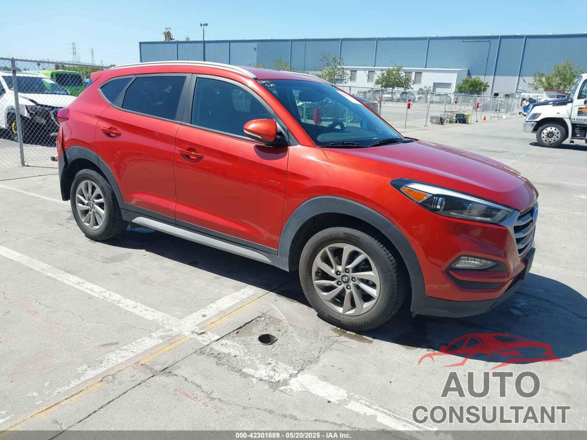 HYUNDAI TUCSON 2017 - KM8J33A42HU413326