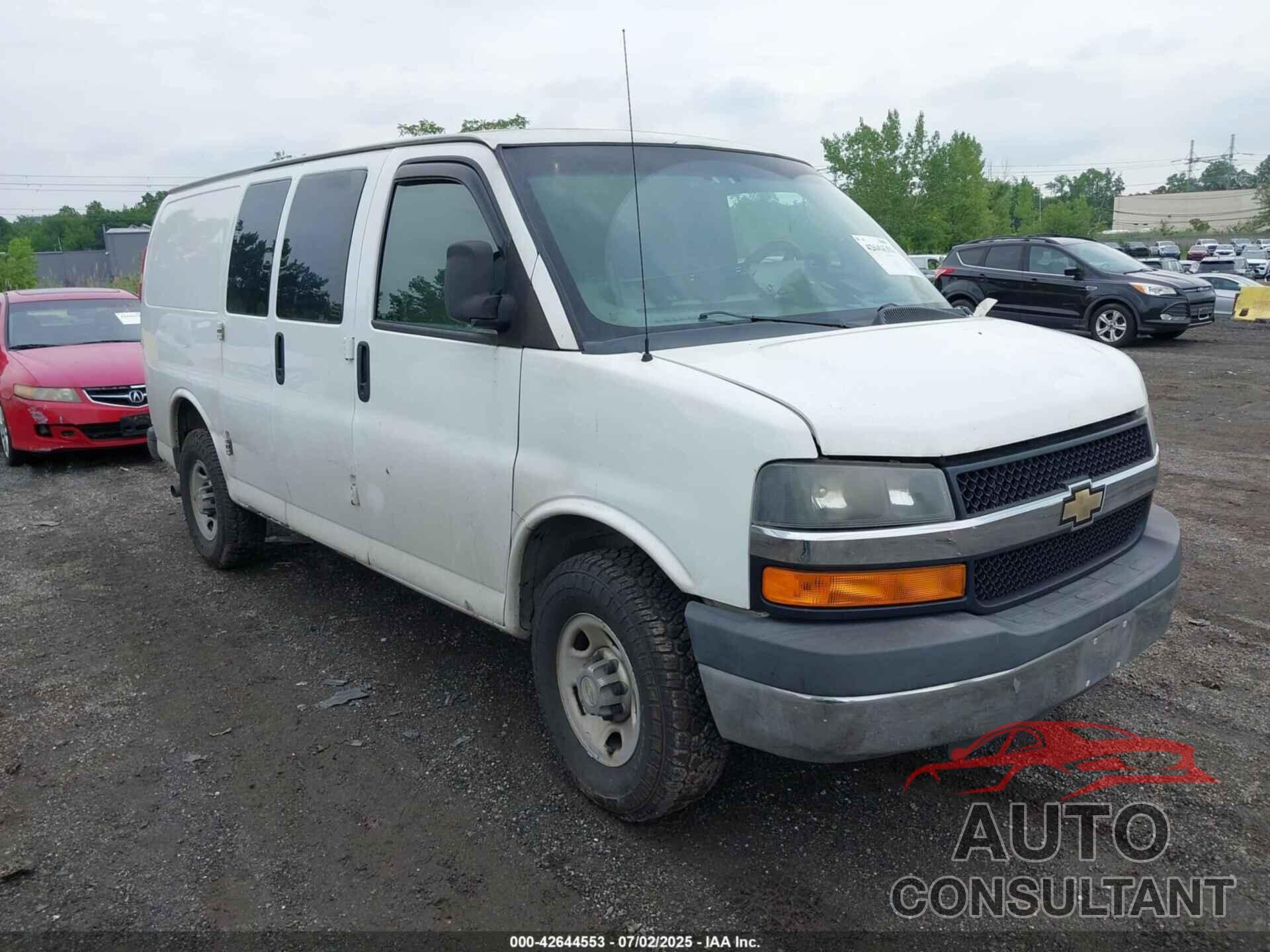 CHEVROLET EXPRESS 2500 2013 - 1GCWGFCA5D1105758