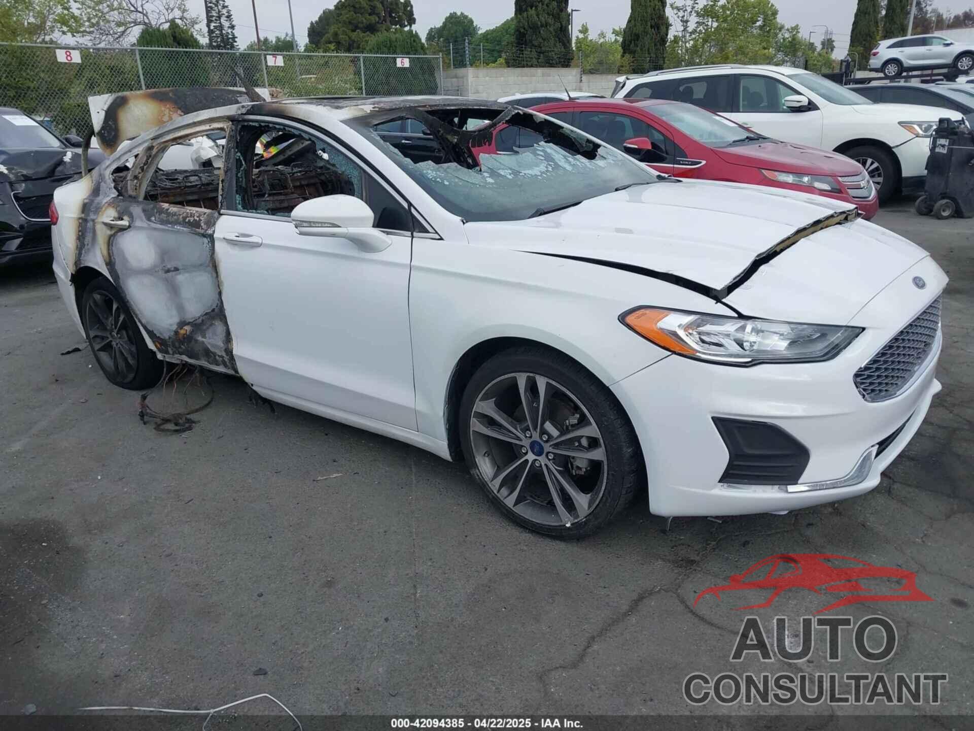FORD FUSION 2019 - 3FA6P0D94KR143184