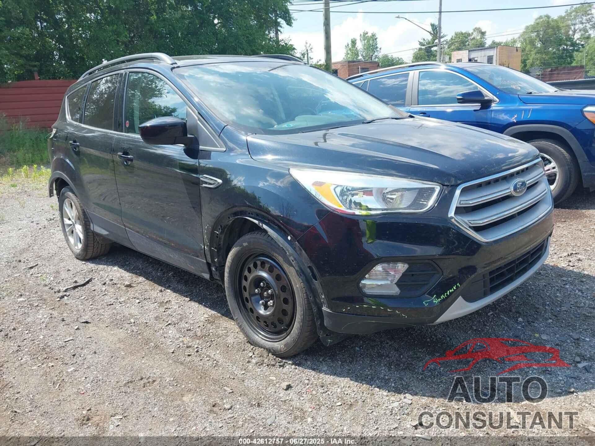 FORD ESCAPE 2018 - 1FMCU0GD0JUA38246