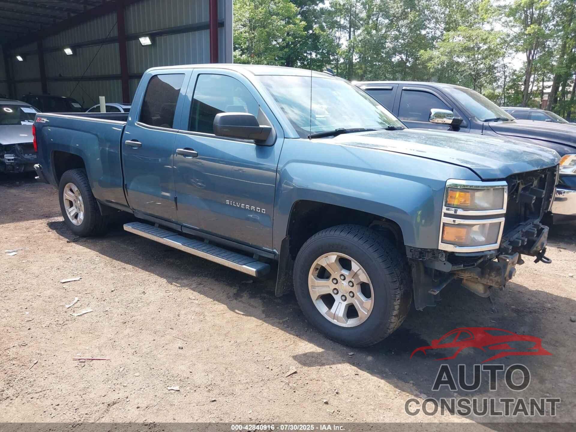 CHEVROLET SILVERADO 1500 2014 - 1GCVKREC8EZ198756