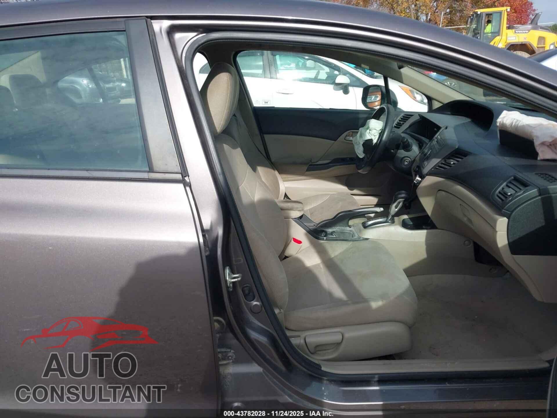 HONDA CIVIC 2012 - 19XFB2F52CE086877