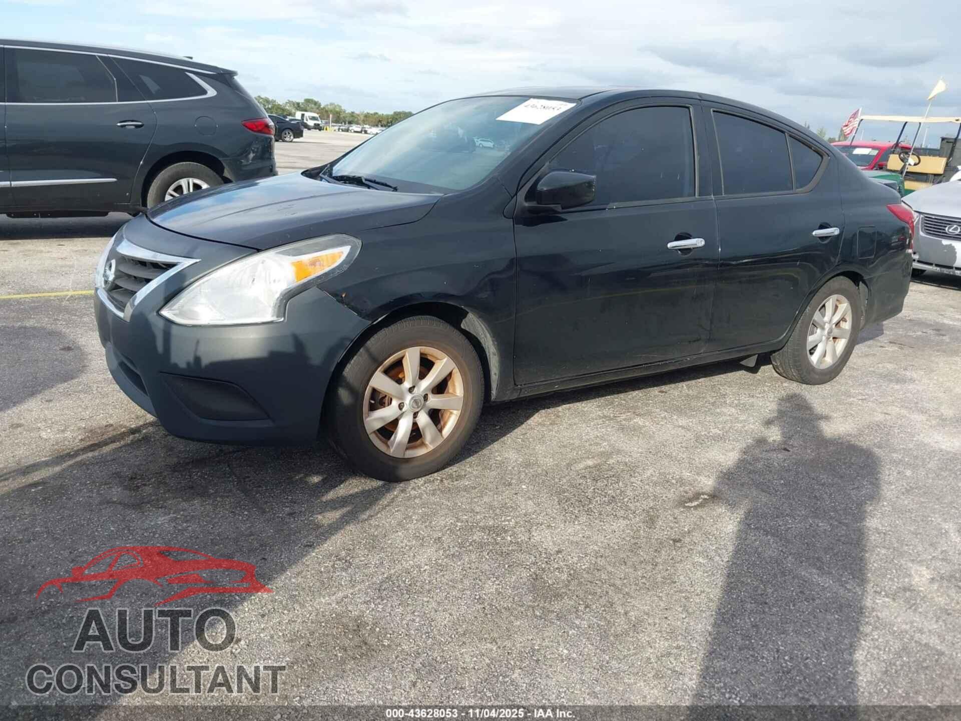 NISSAN VERSA 2017 - 3N1CN7AP3HL827012