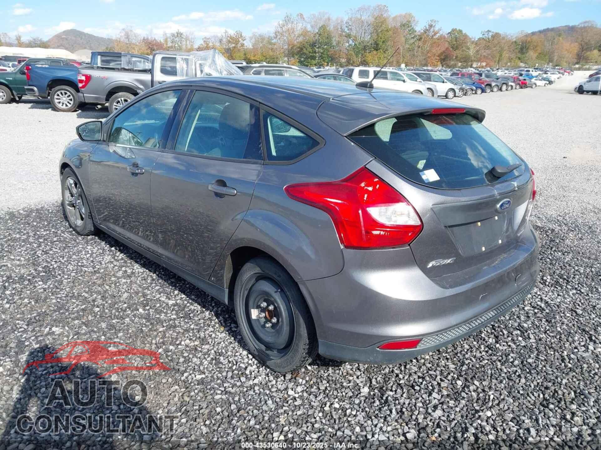 FORD FOCUS 2014 - 1FADP3K2XEL203244