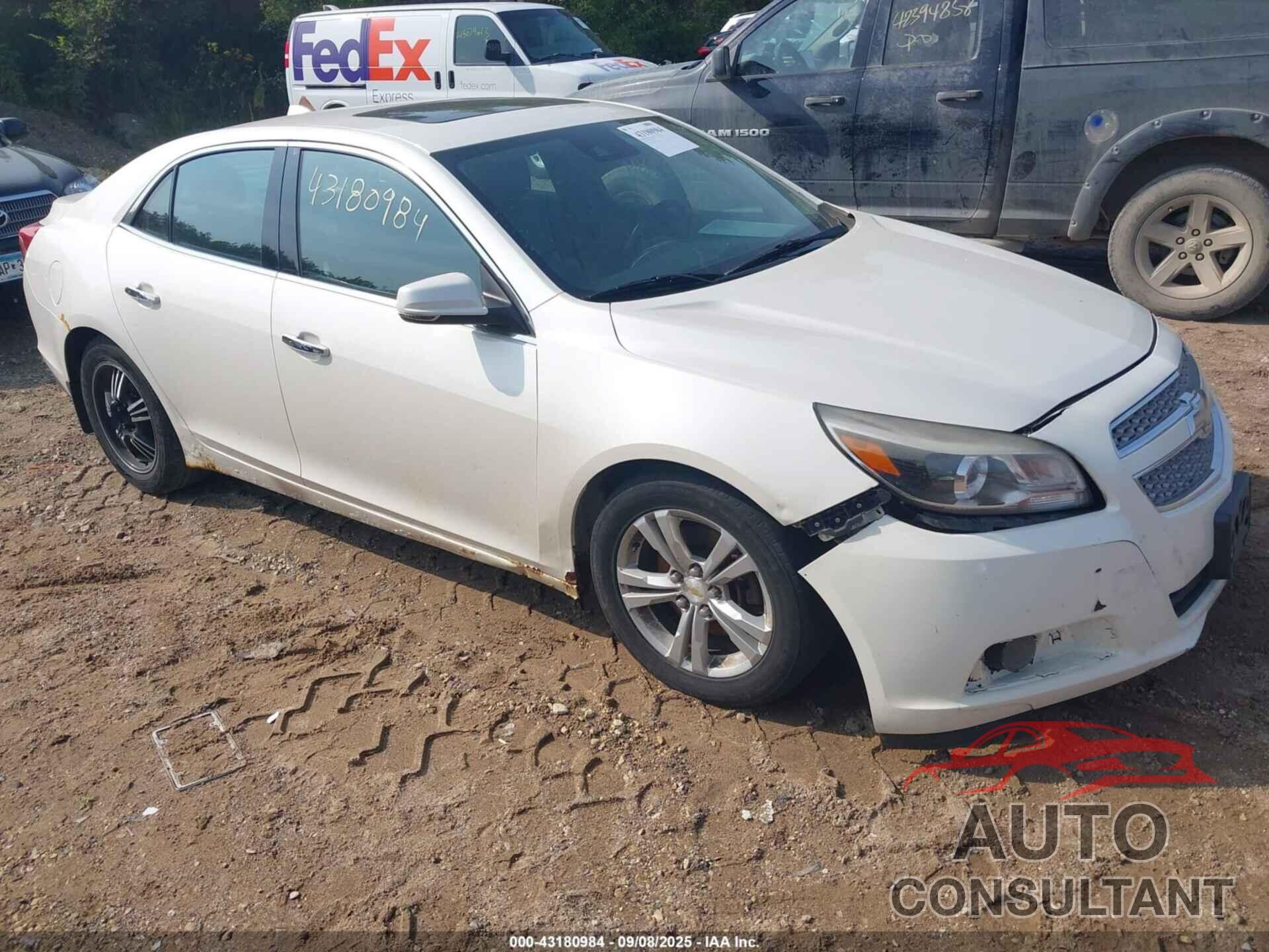CHEVROLET MALIBU 2013 - 1G11J5SX0DF200736