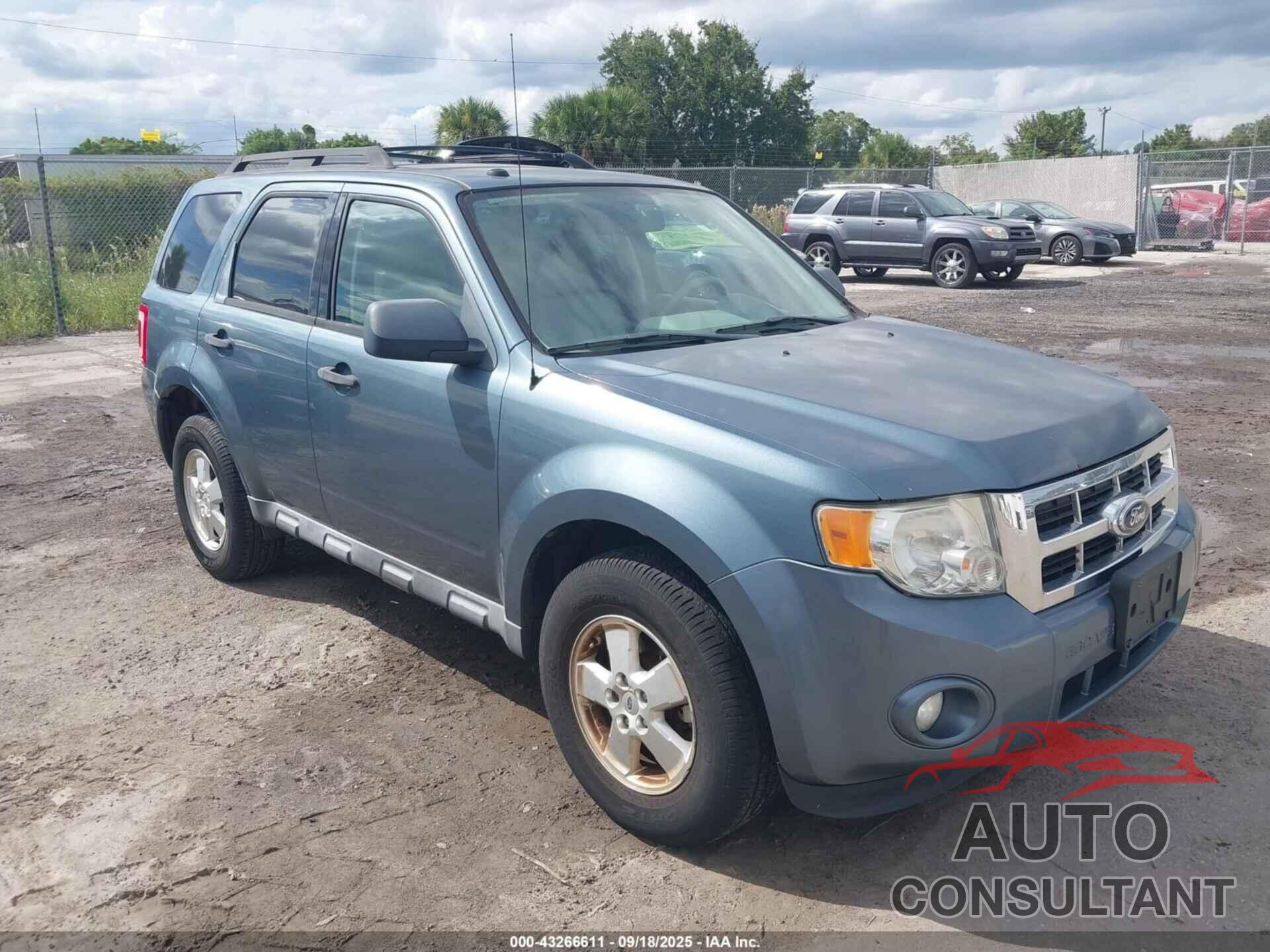 FORD ESCAPE 2010 - 1FMCU9DG5AKD24009