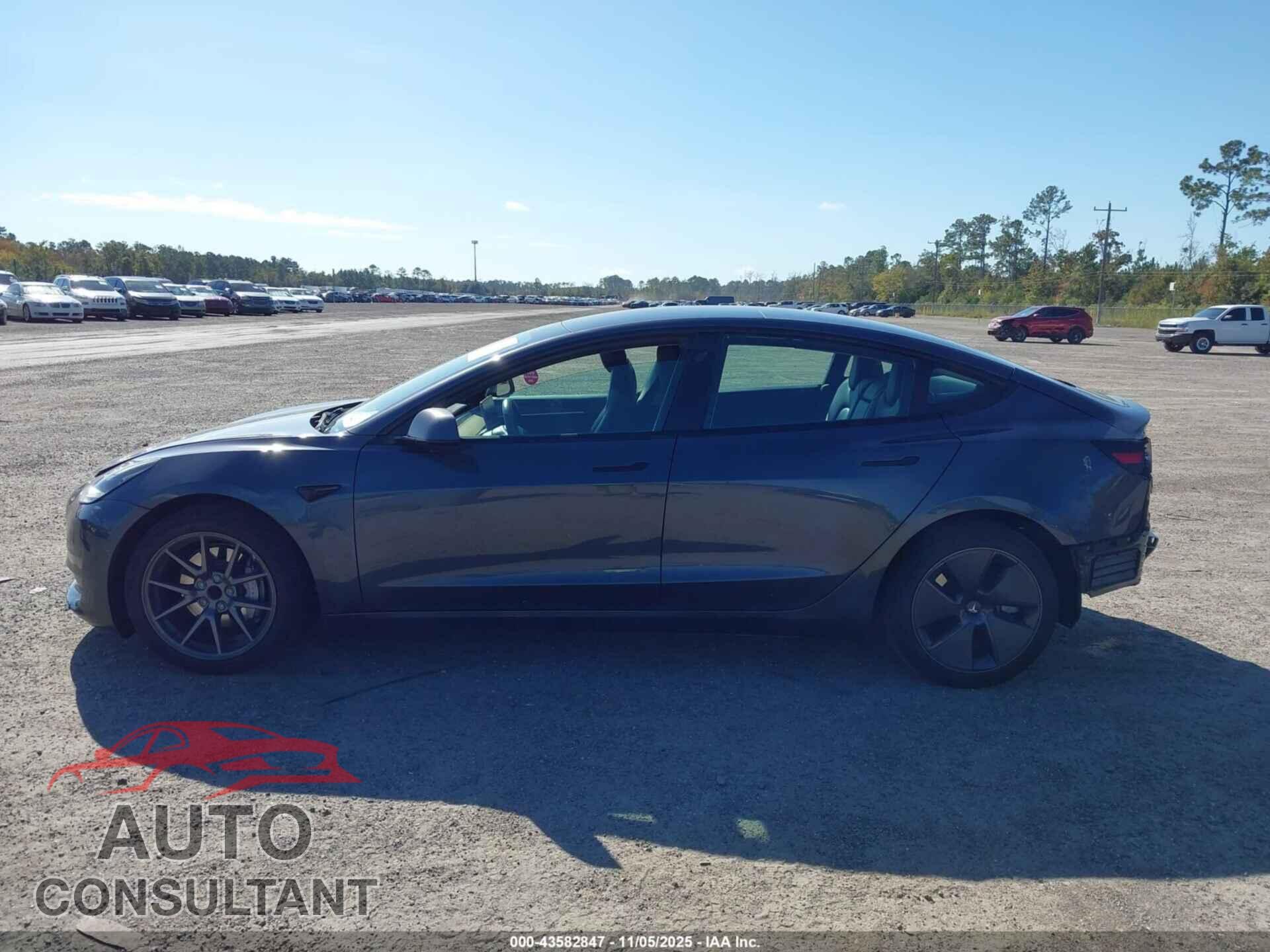 TESLA MODEL 3 2022 - 5YJ3E1EA2NF189362