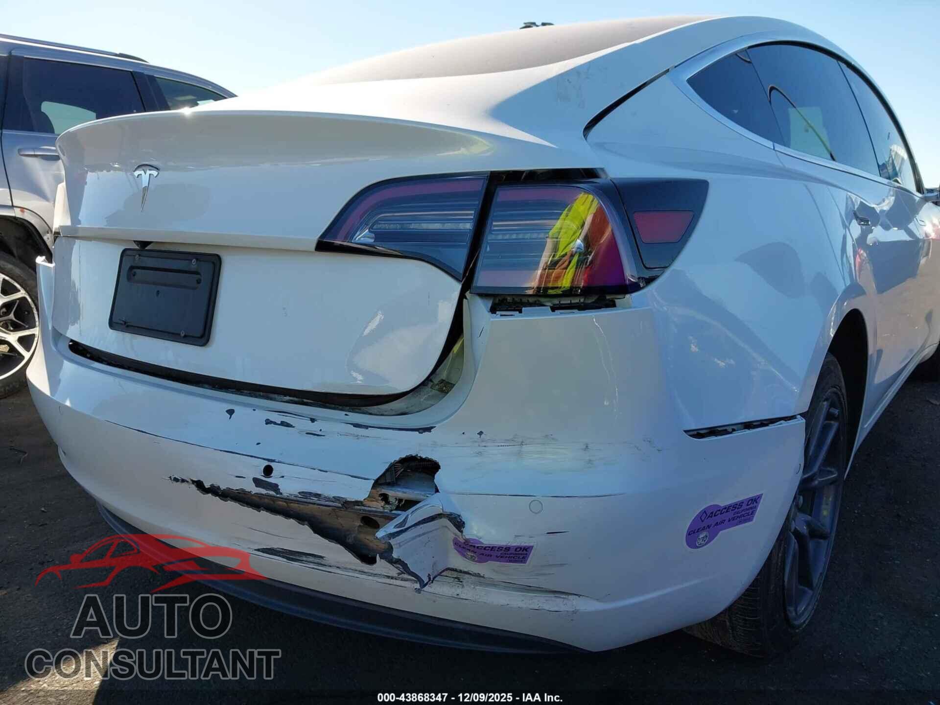 TESLA MODEL 3 2019 - 5YJ3E1EA2KF424757