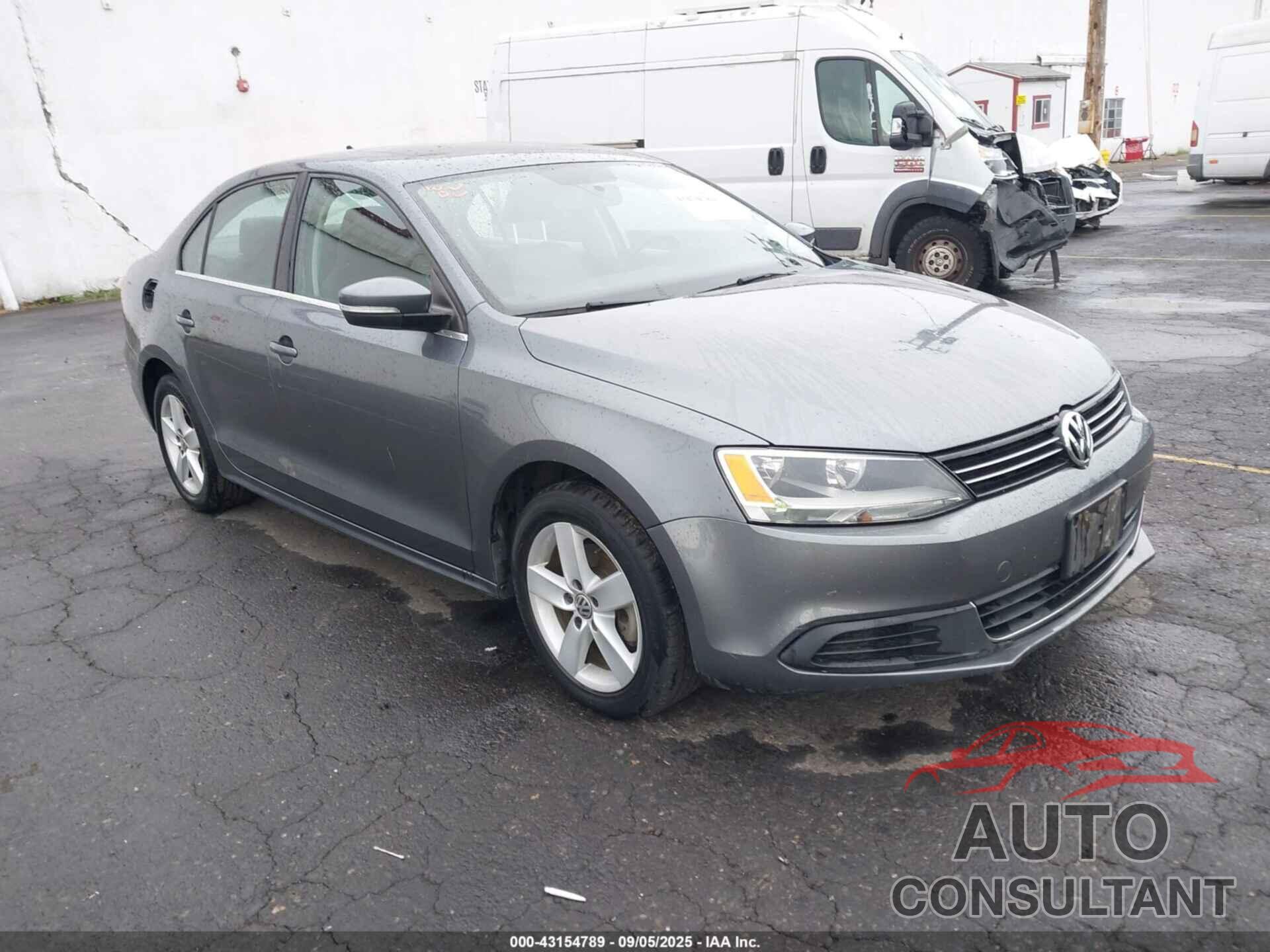 VOLKSWAGEN JETTA 2013 - 3VW3L7AJ6DM435447
