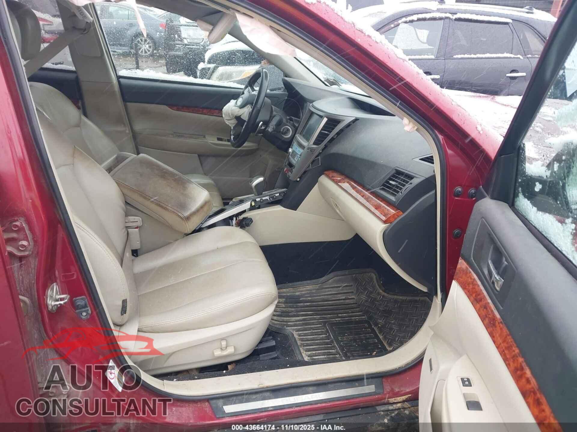 SUBARU OUTBACK 2011 - 4S4BRBLC9B3369114