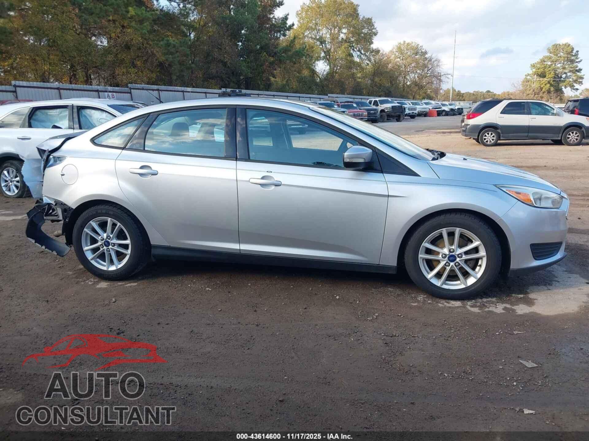 FORD FOCUS 2015 - 1FADP3F2XFL347193