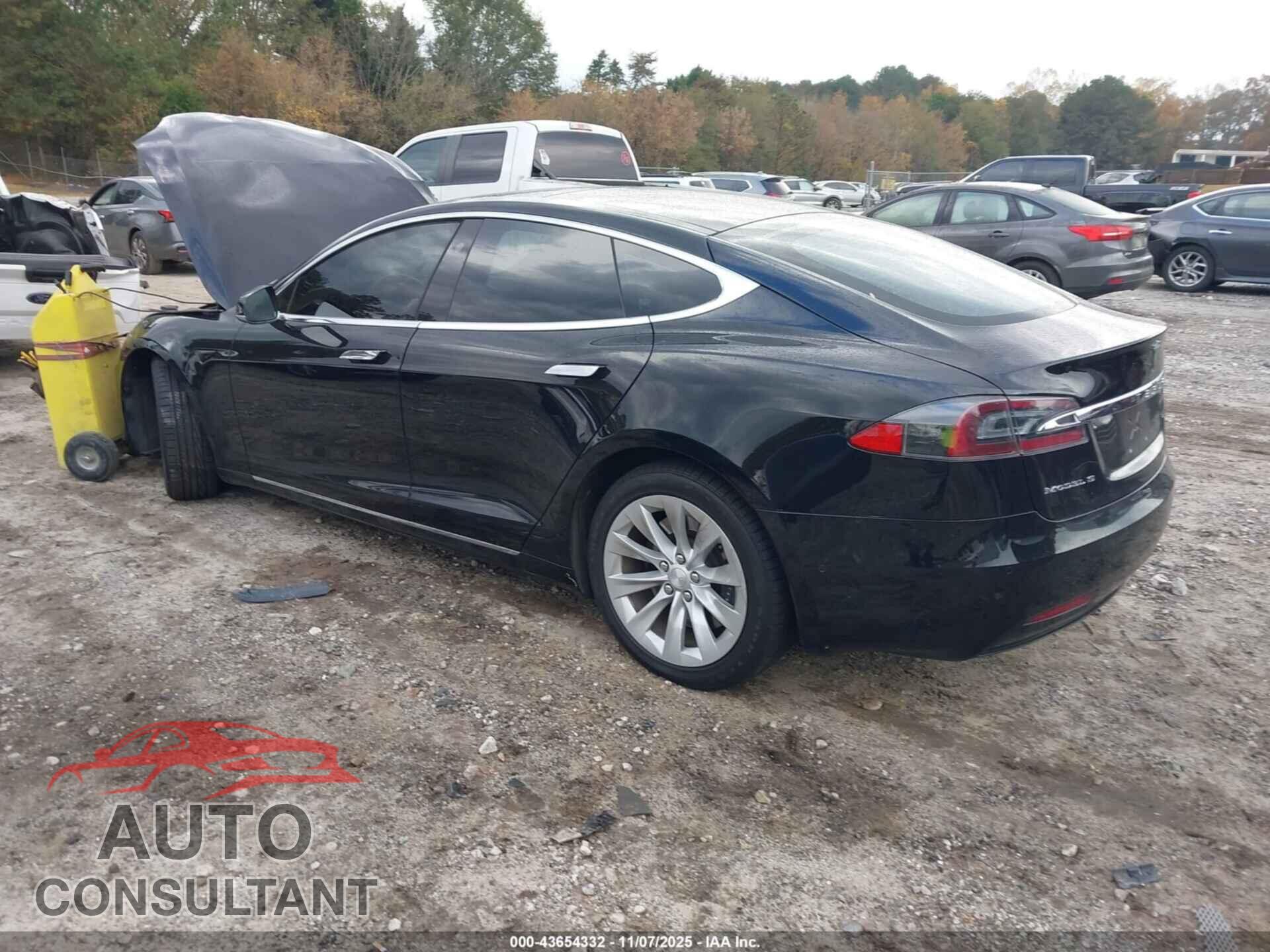 TESLA MODEL S 2018 - 5YJSA1E21JF259444