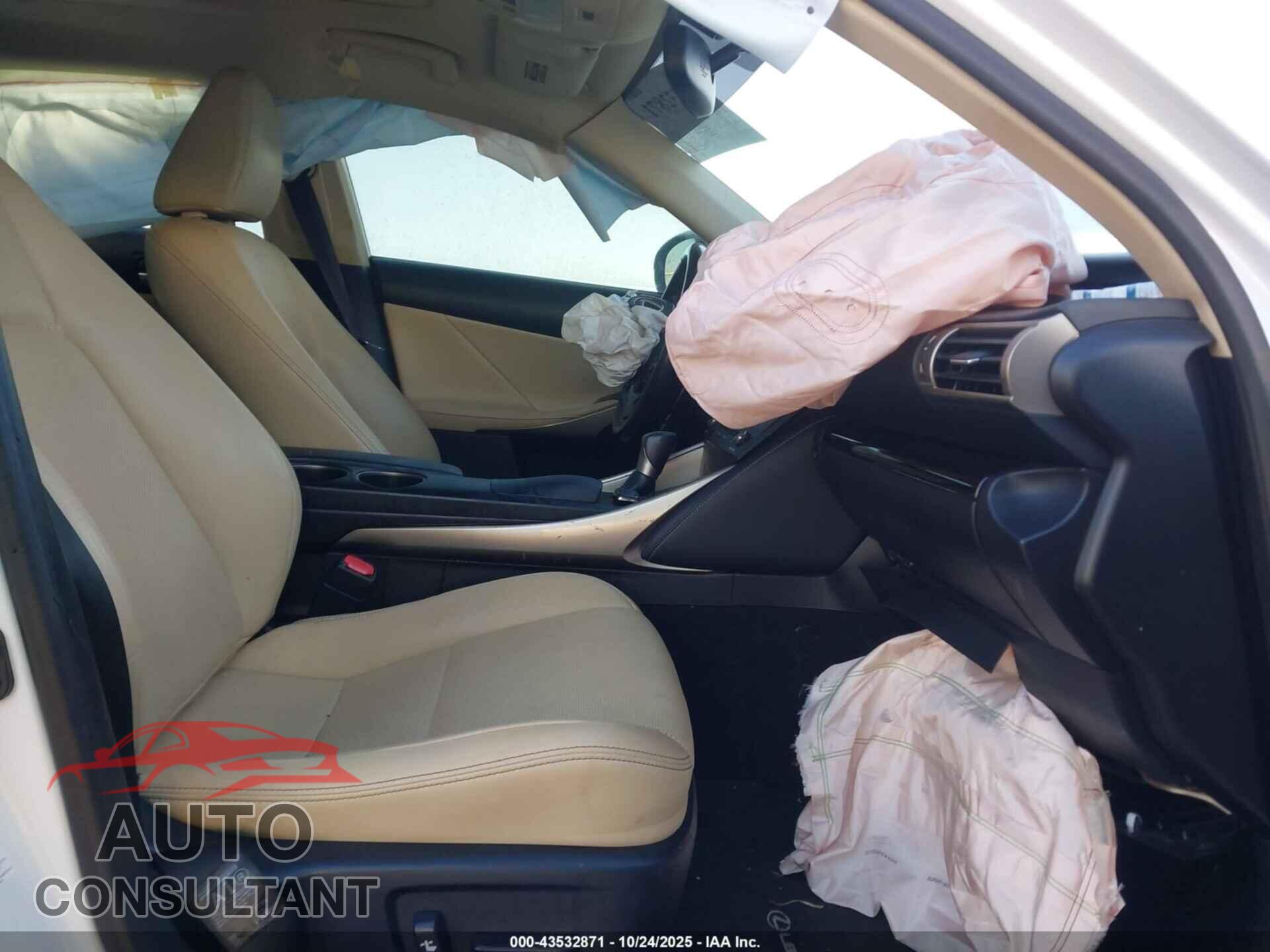 LEXUS IS 250 2015 - JTHBF1D20F5076384