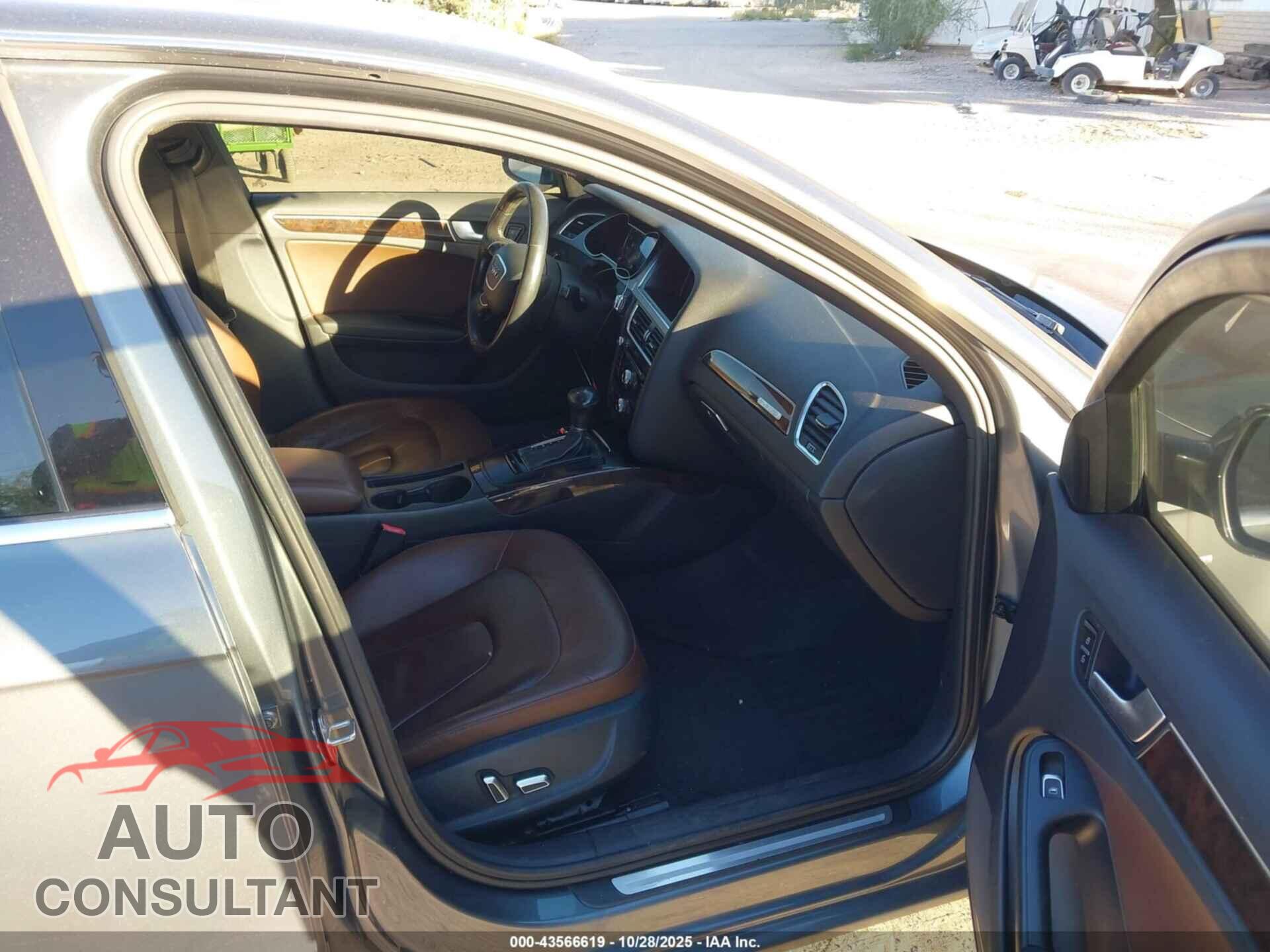 AUDI A4 2013 - WAUBFAFL8DN044123