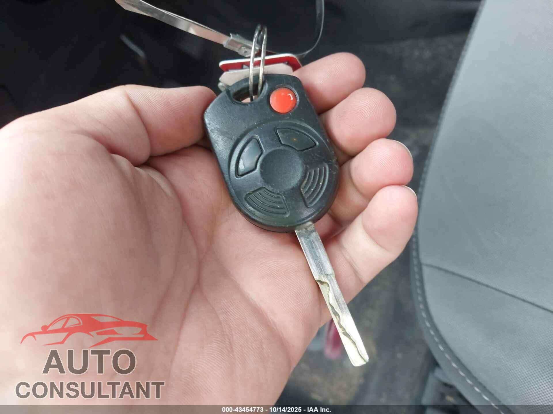 FORD ESCAPE 2015 - 1FMCU0G96FUC81143