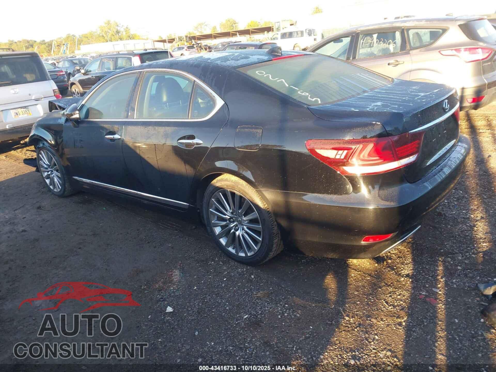 LEXUS LS 460 2016 - JTHCL5EF8G5027165