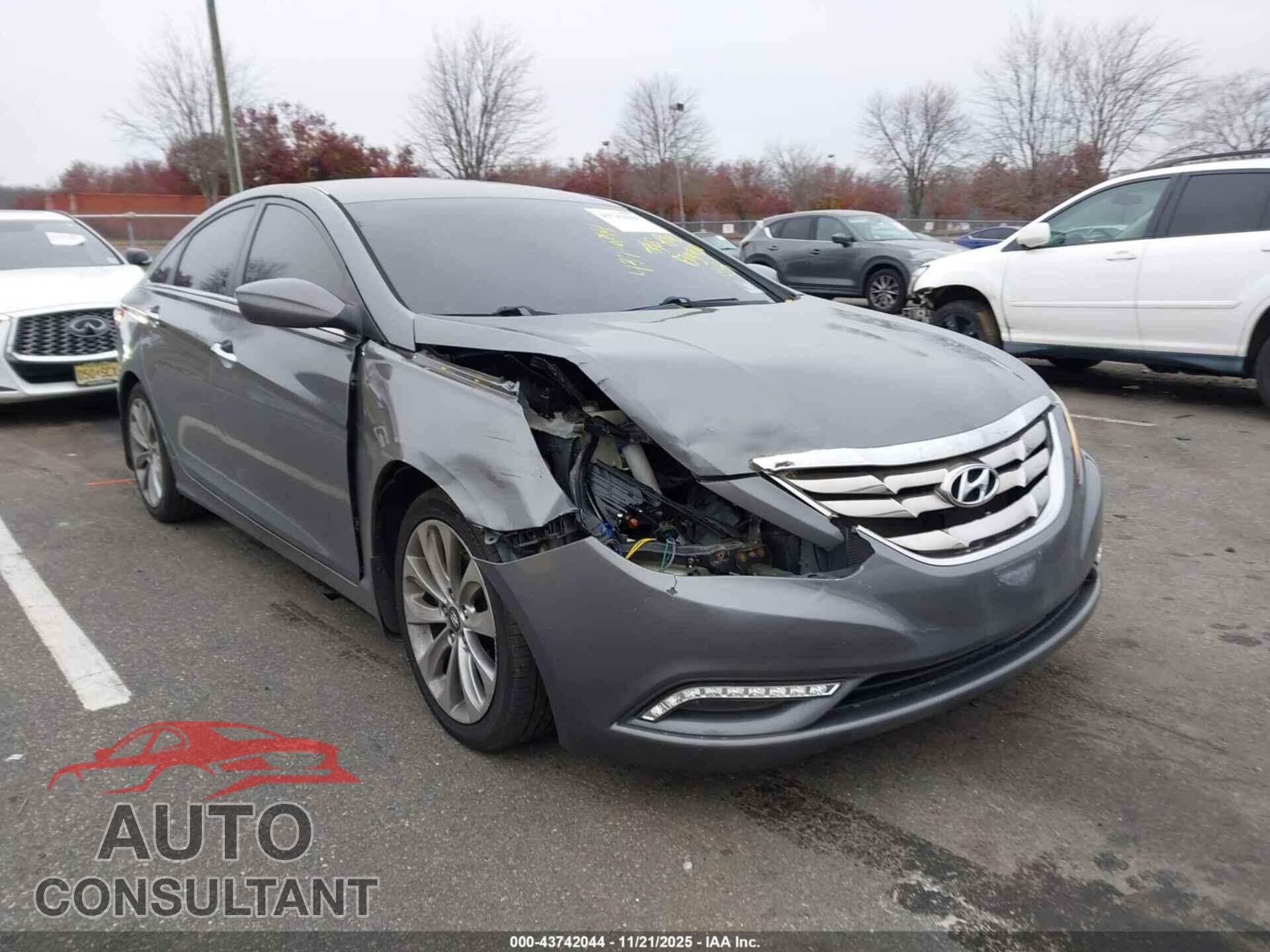 HYUNDAI SONATA 2013 - 5NPEC4AC8DH523577