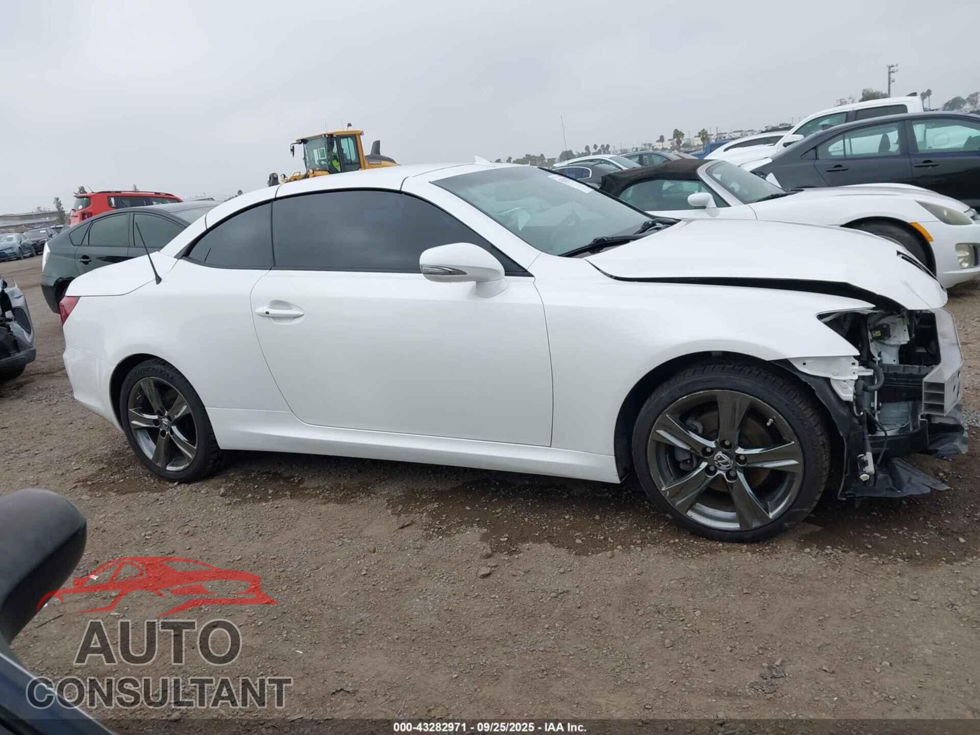 LEXUS IS 250C 2014 - JTHFF2C2XE2531704
