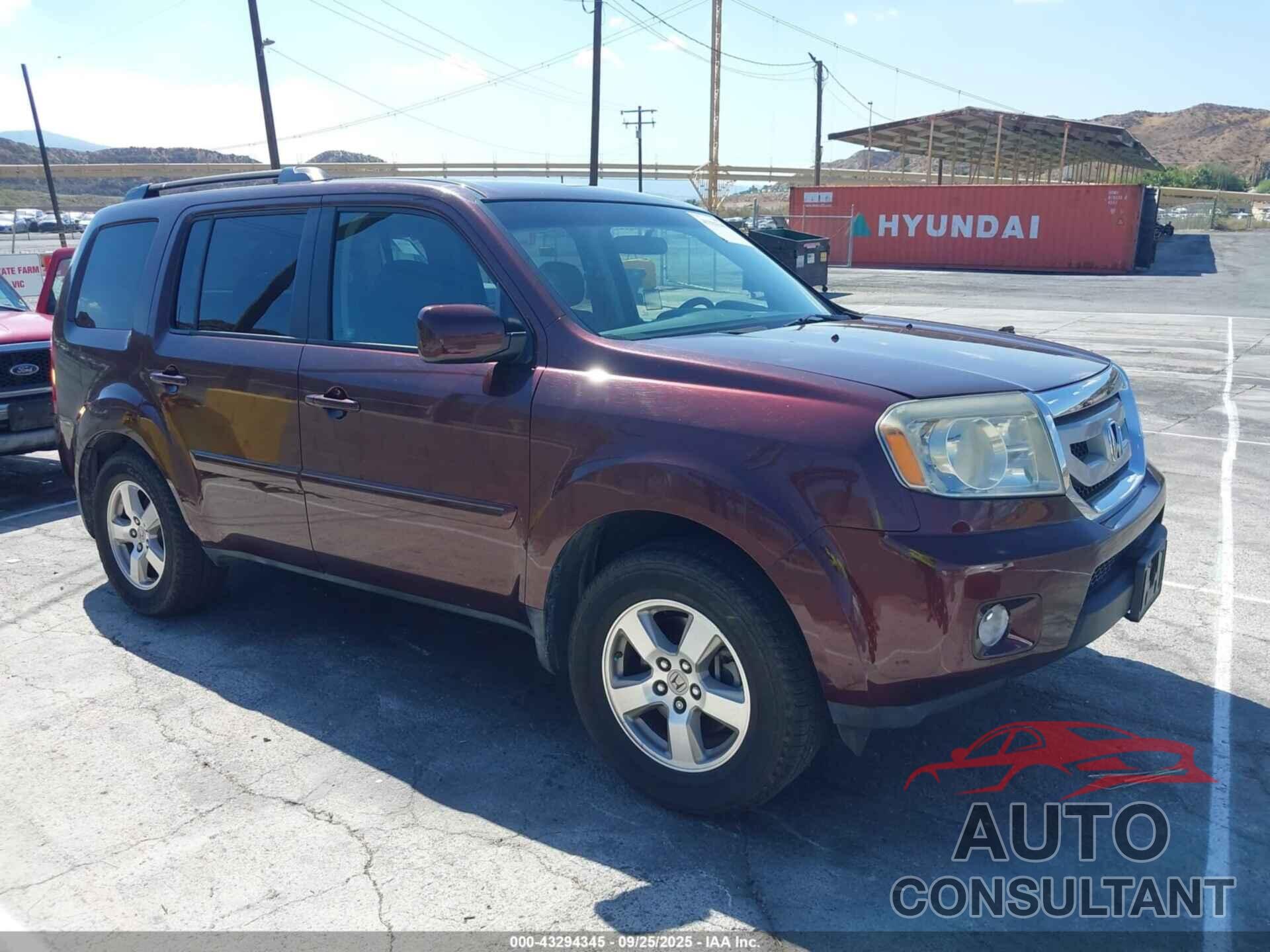 HONDA PILOT 2009 - 5FNYF38499B008896