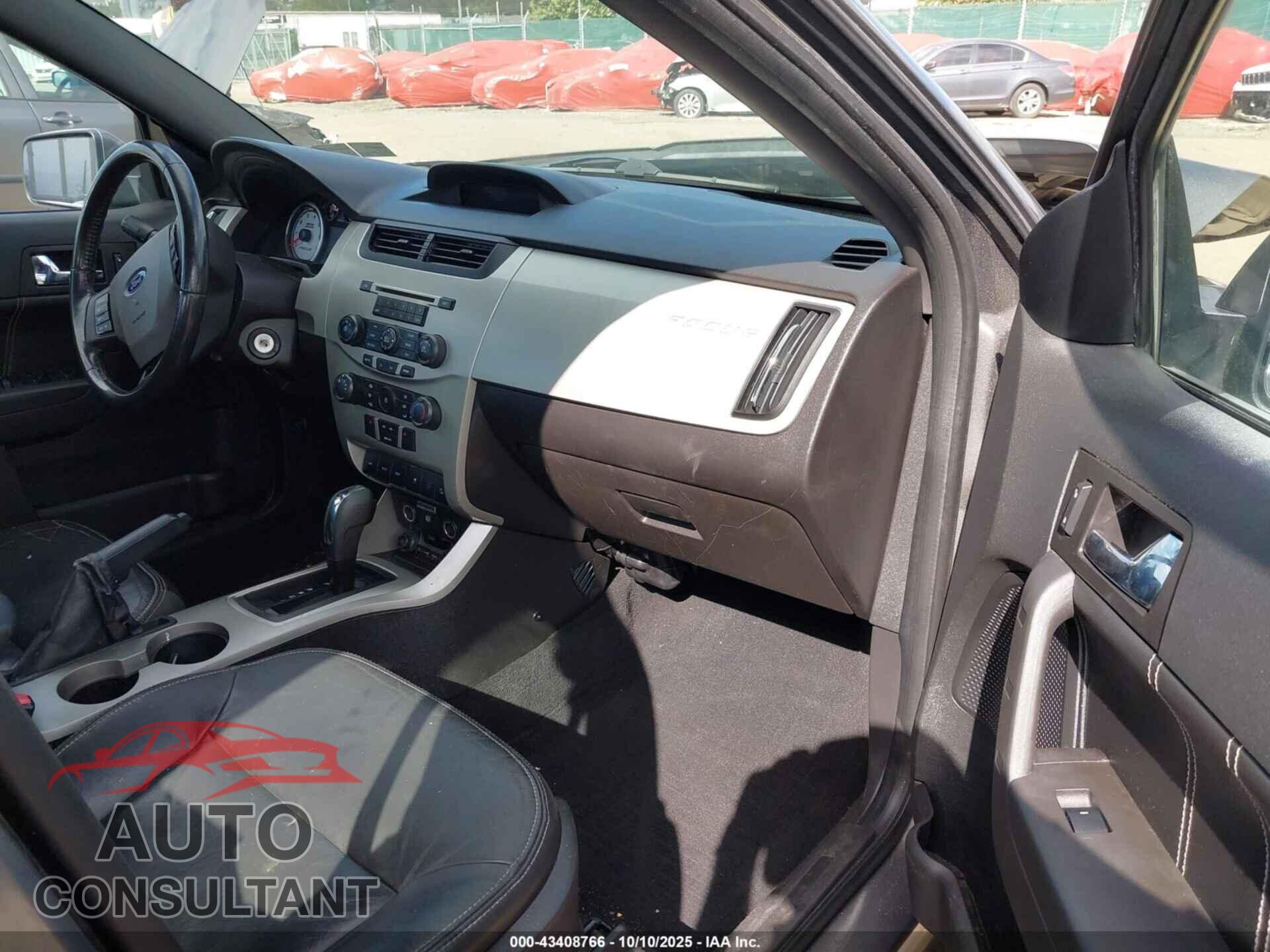 FORD FOCUS 2011 - 1FAHP3GN2BW130806