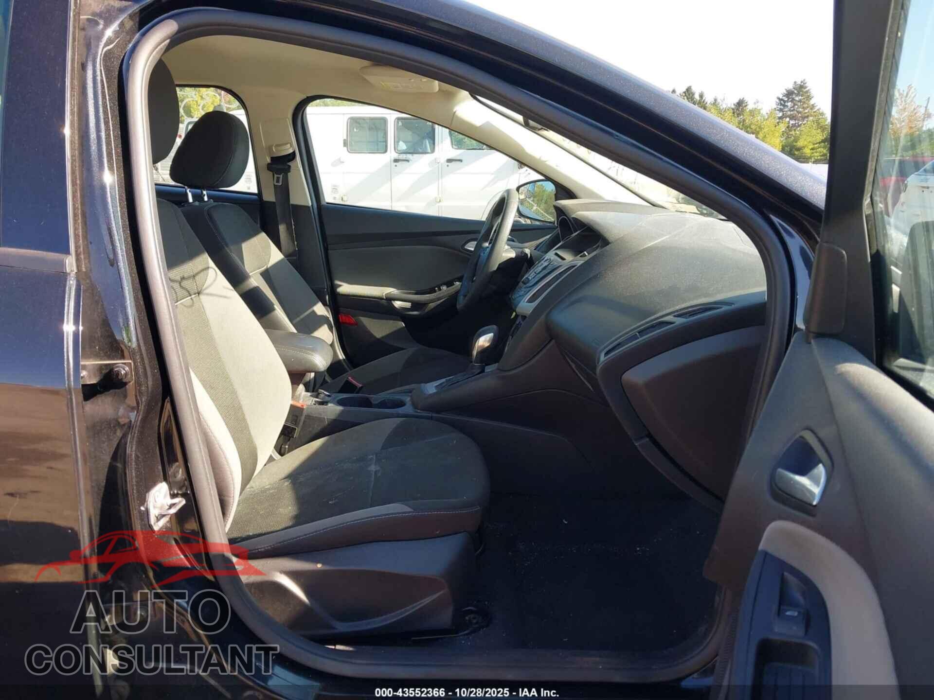 FORD FOCUS 2014 - 1FADP3K27EL354526