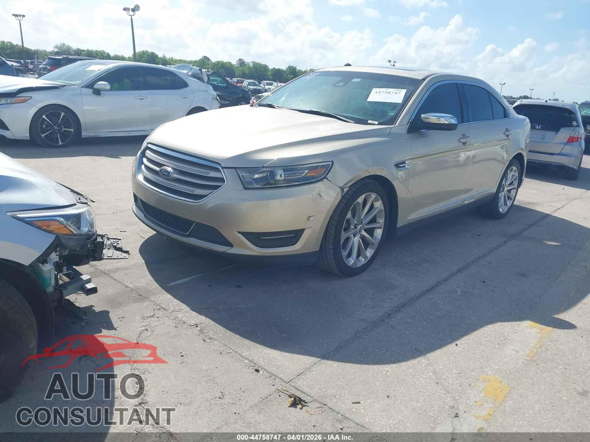 FORD TAURUS 2017 - 1FAHP2F80HG112331