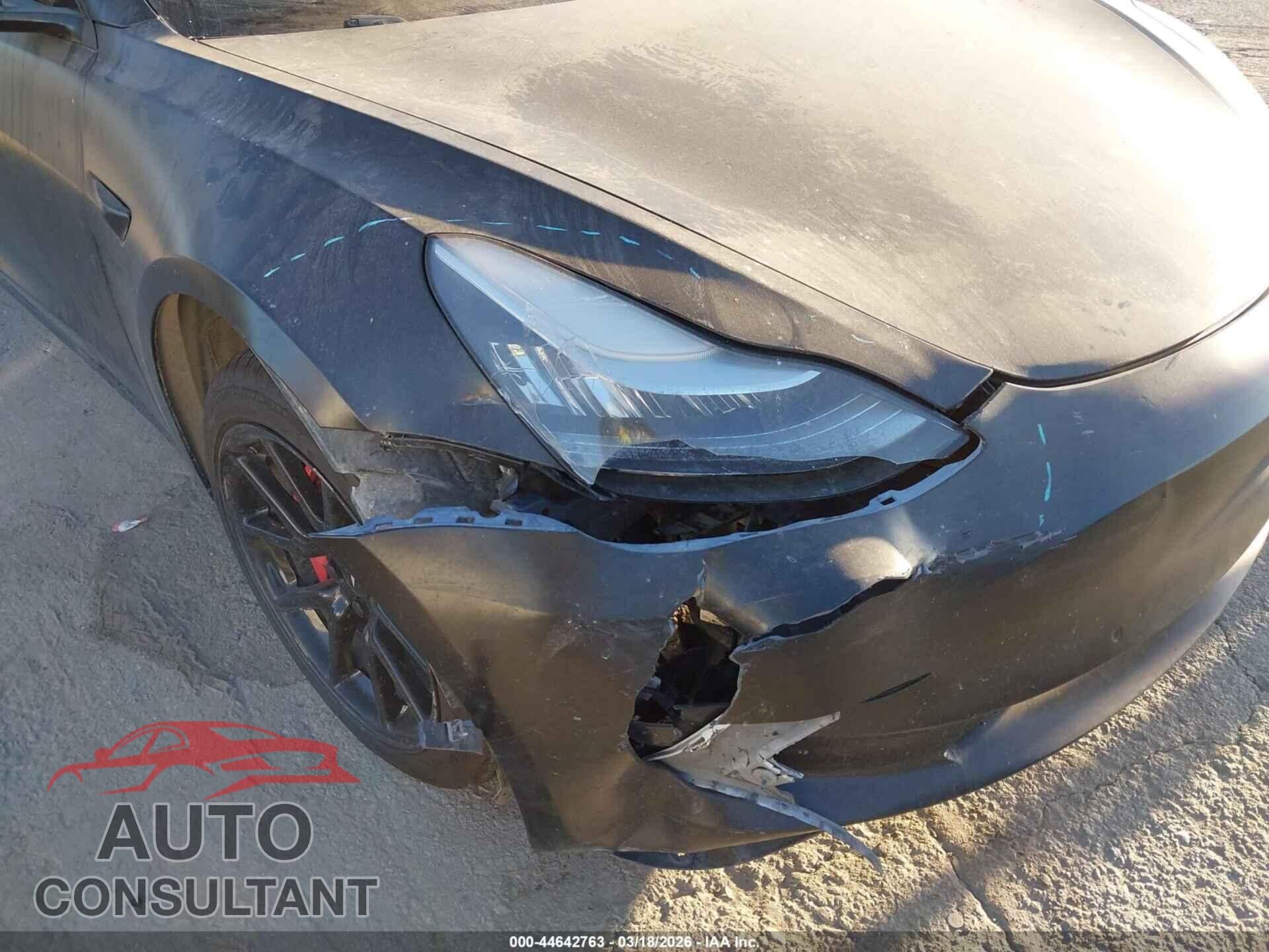 TESLA MODEL 3 2019 - 5YJ3E1EA7KF396423