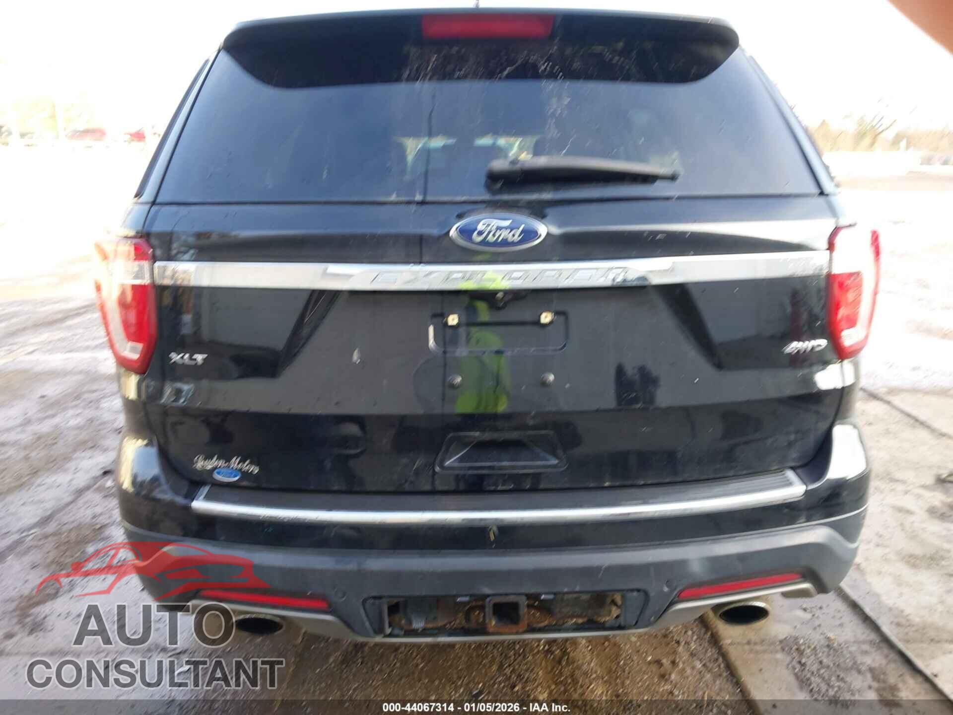 FORD EXPLORER 2018 - 1FM5K8D80JGB41993