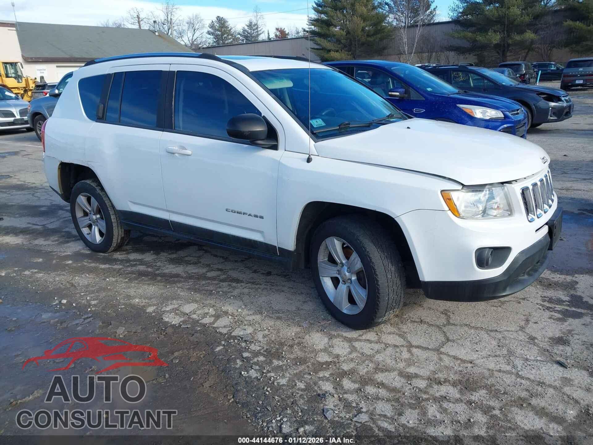 JEEP COMPASS 2011 - 1J4NF1FB5BD244672