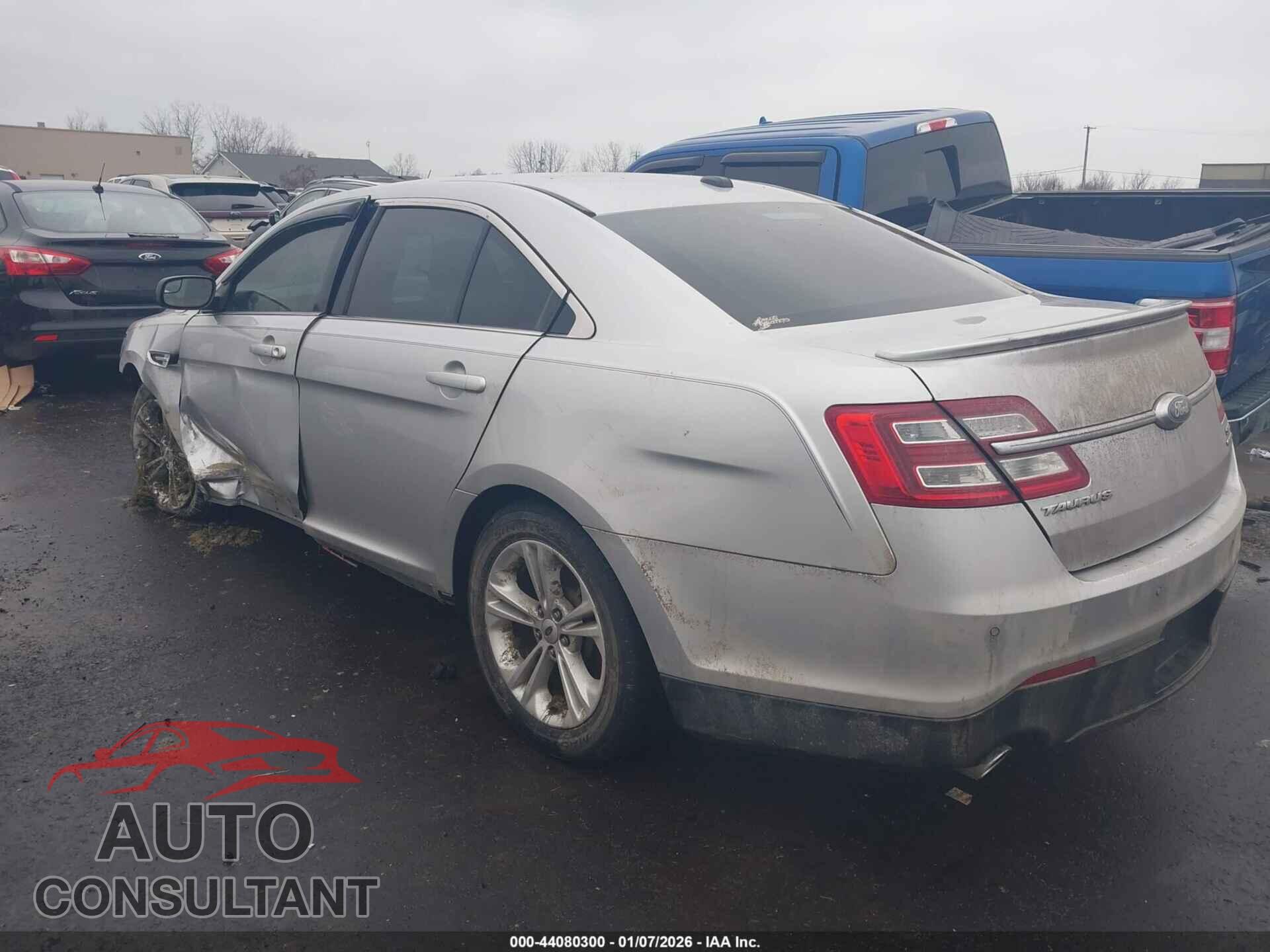 FORD TAURUS 2015 - 1FAHP2E88FG192041