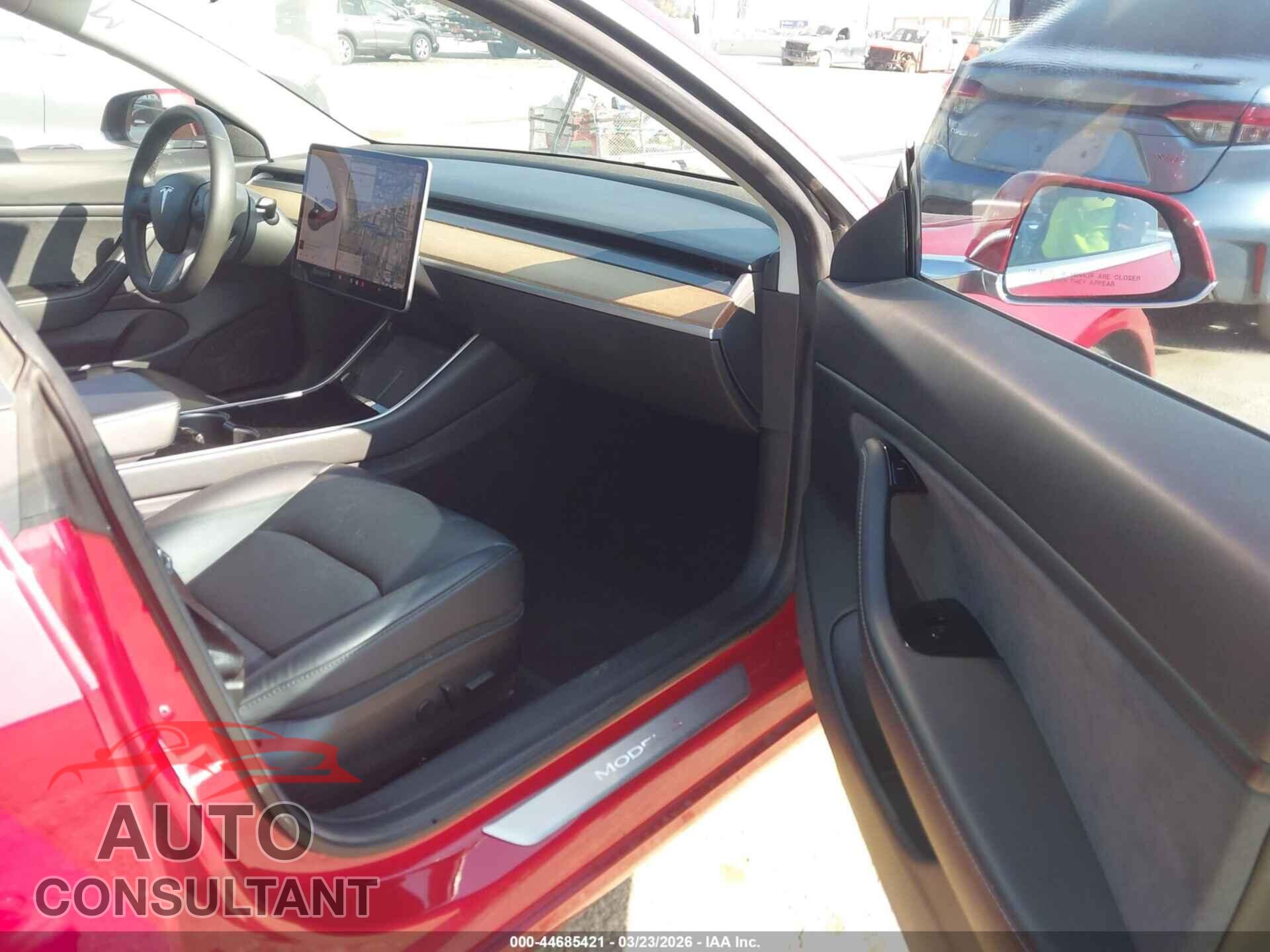TESLA MODEL 3 2020 - 5YJ3E1EB7LF746367