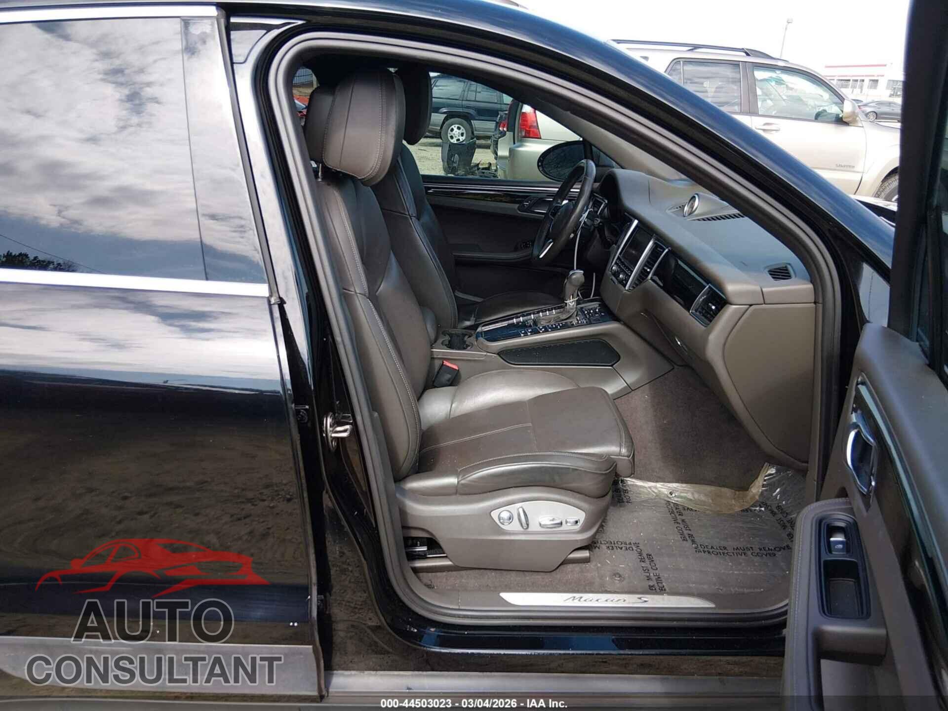 PORSCHE MACAN 2015 - WP1AB2A57FLB62234