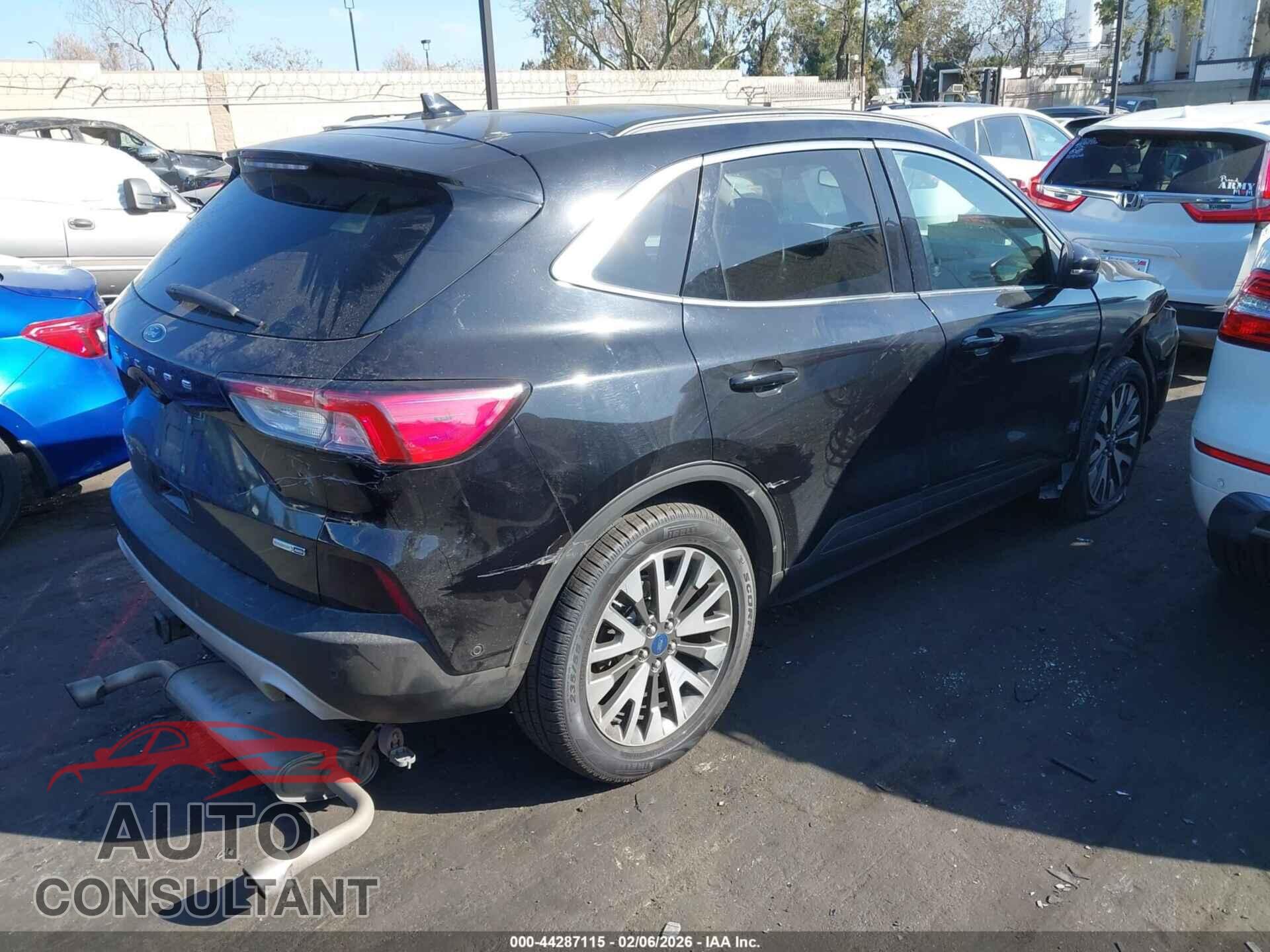 FORD ESCAPE 2020 - 1FMCU9J92LUA11450