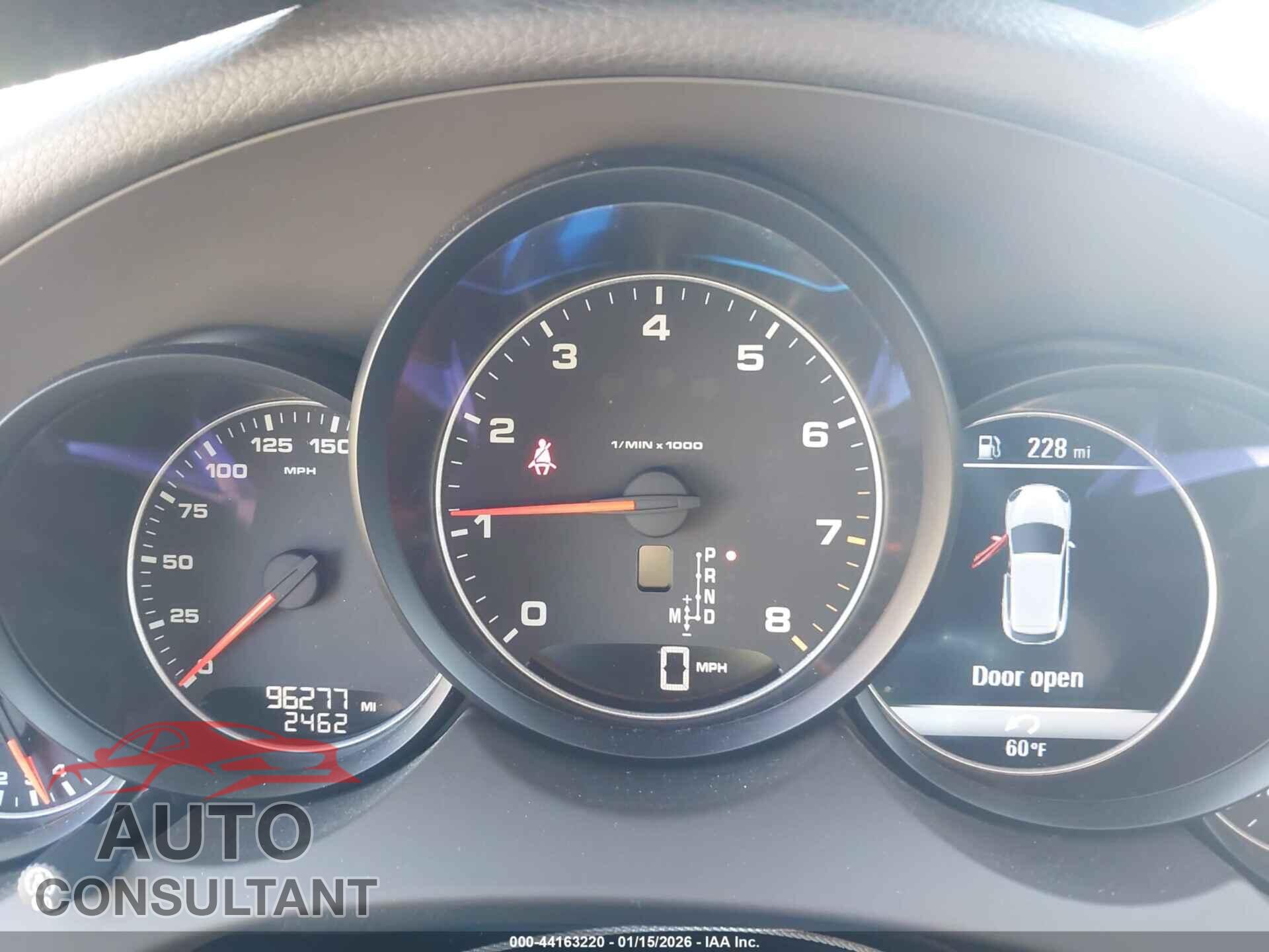 PORSCHE CAYENNE 2016 - WP1AA2A20GKA12630