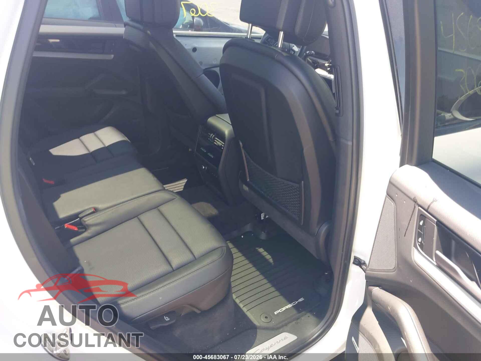 PORSCHE CAYENNE 2024 - WP1AA2AY8RDA07767
