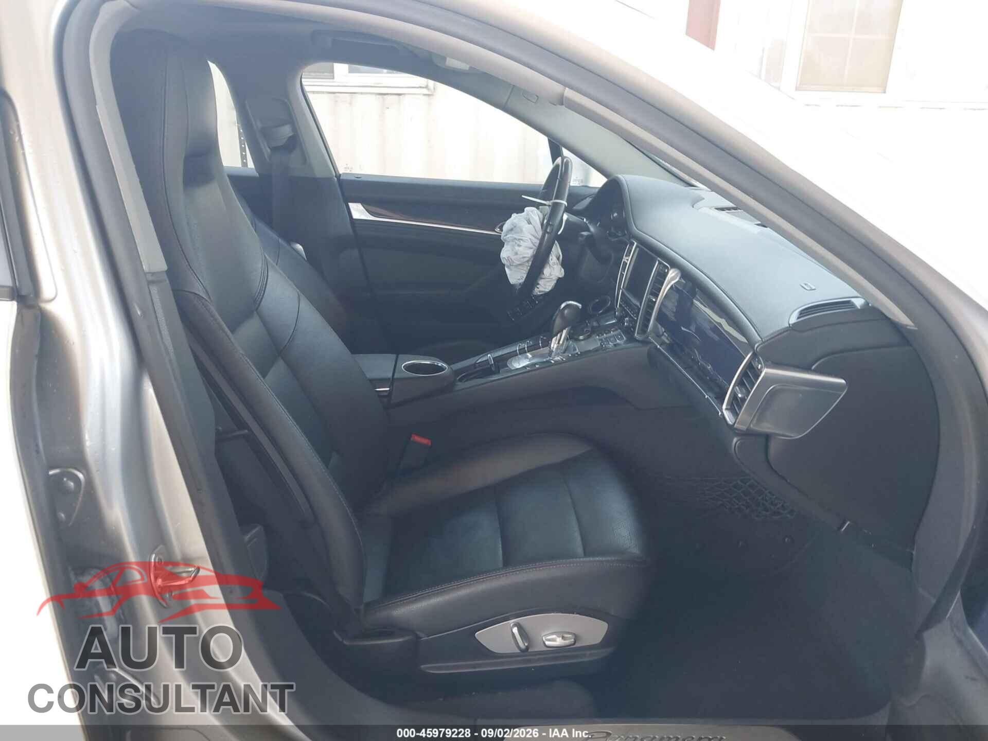 PORSCHE PANAMERA 2011 - WP0AA2A76BL018075