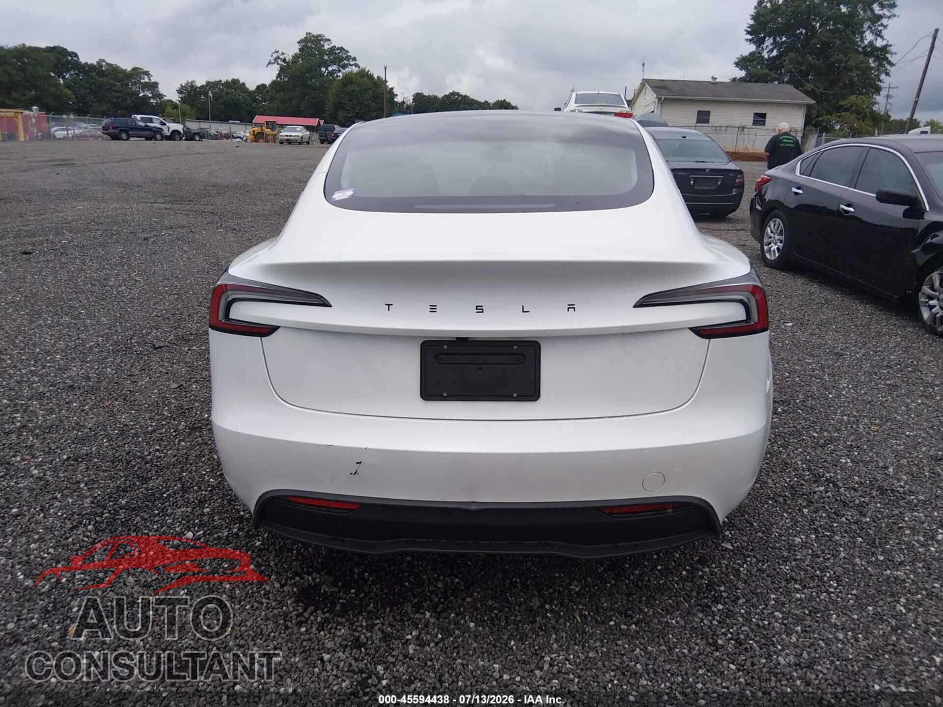 TESLA MODEL 3 2026 - 5YJ3E1EA5TF127421
