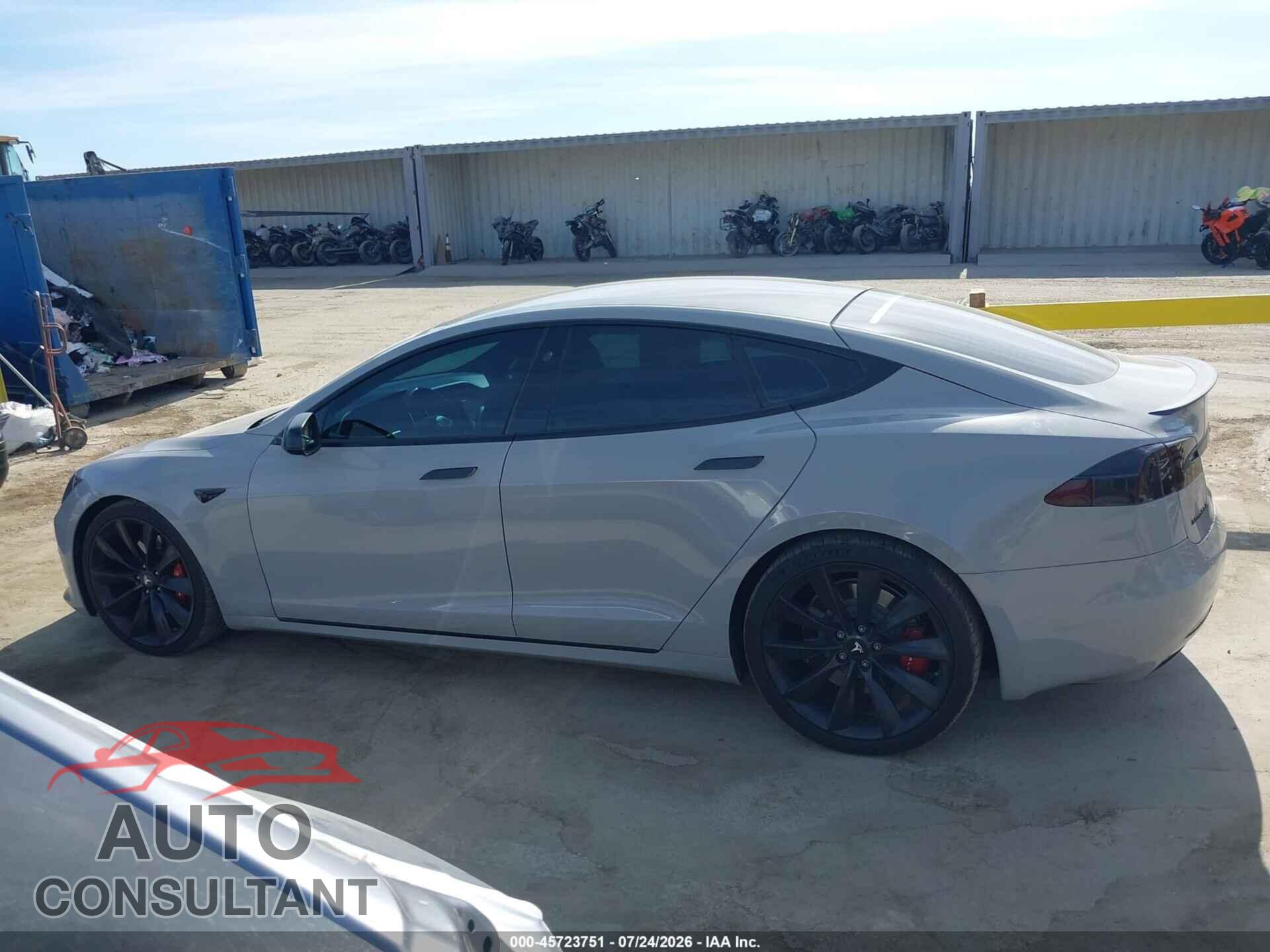 TESLA MODEL S 2017 - 5YJSA1E13HF219142