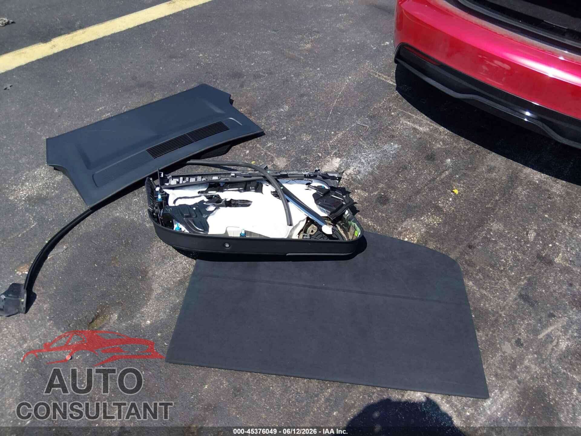 TESLA MODEL S 2021 - 5YJSA1E68MF452083