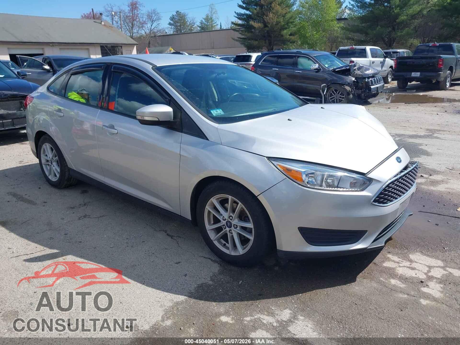 FORD FOCUS 2017 - 1FADP3F22HL321738