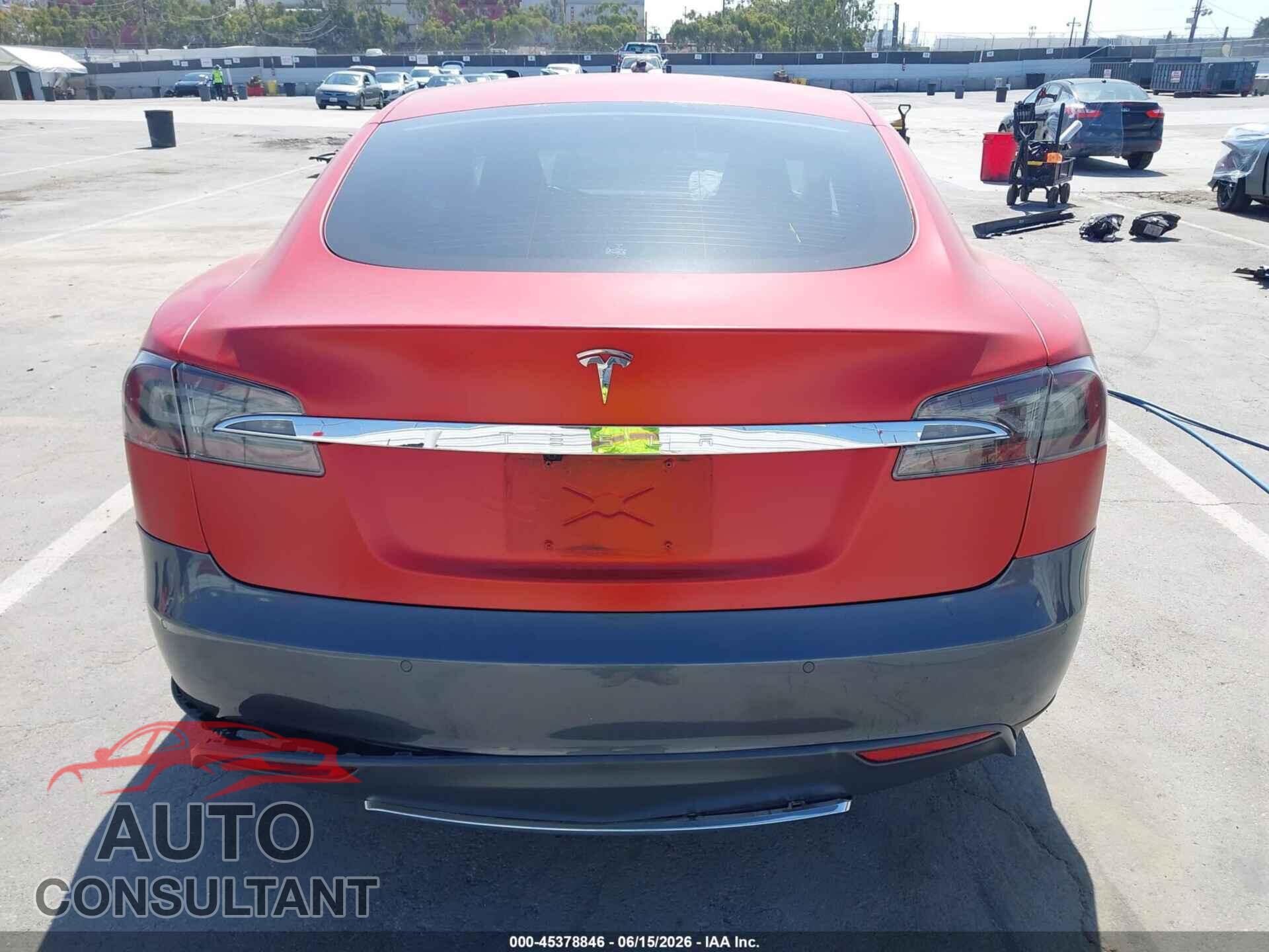 TESLA MODEL S 2013 - 5YJSA1CN5DFP27368