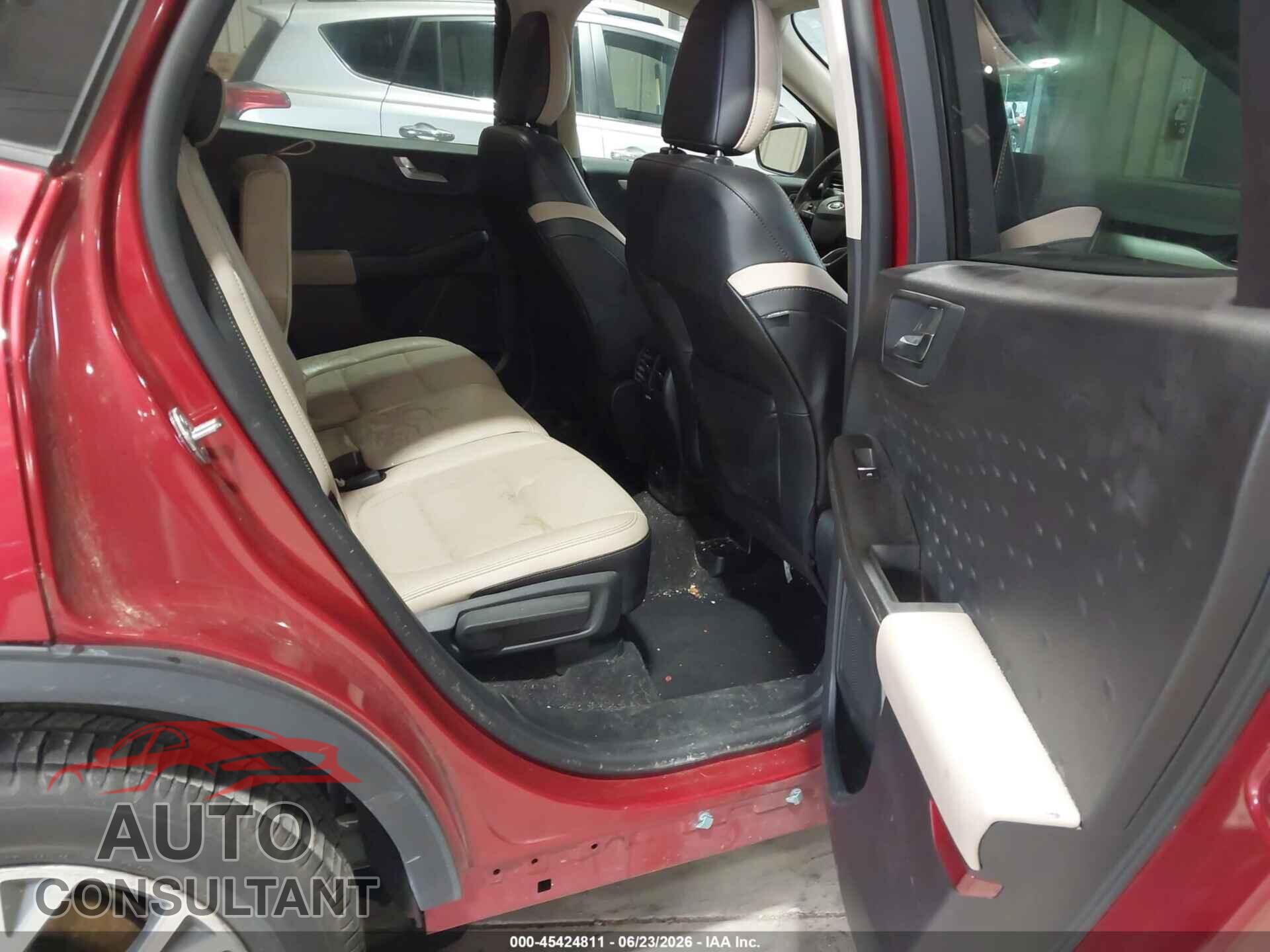 FORD ESCAPE 2020 - 1FMCU0H67LUA22922