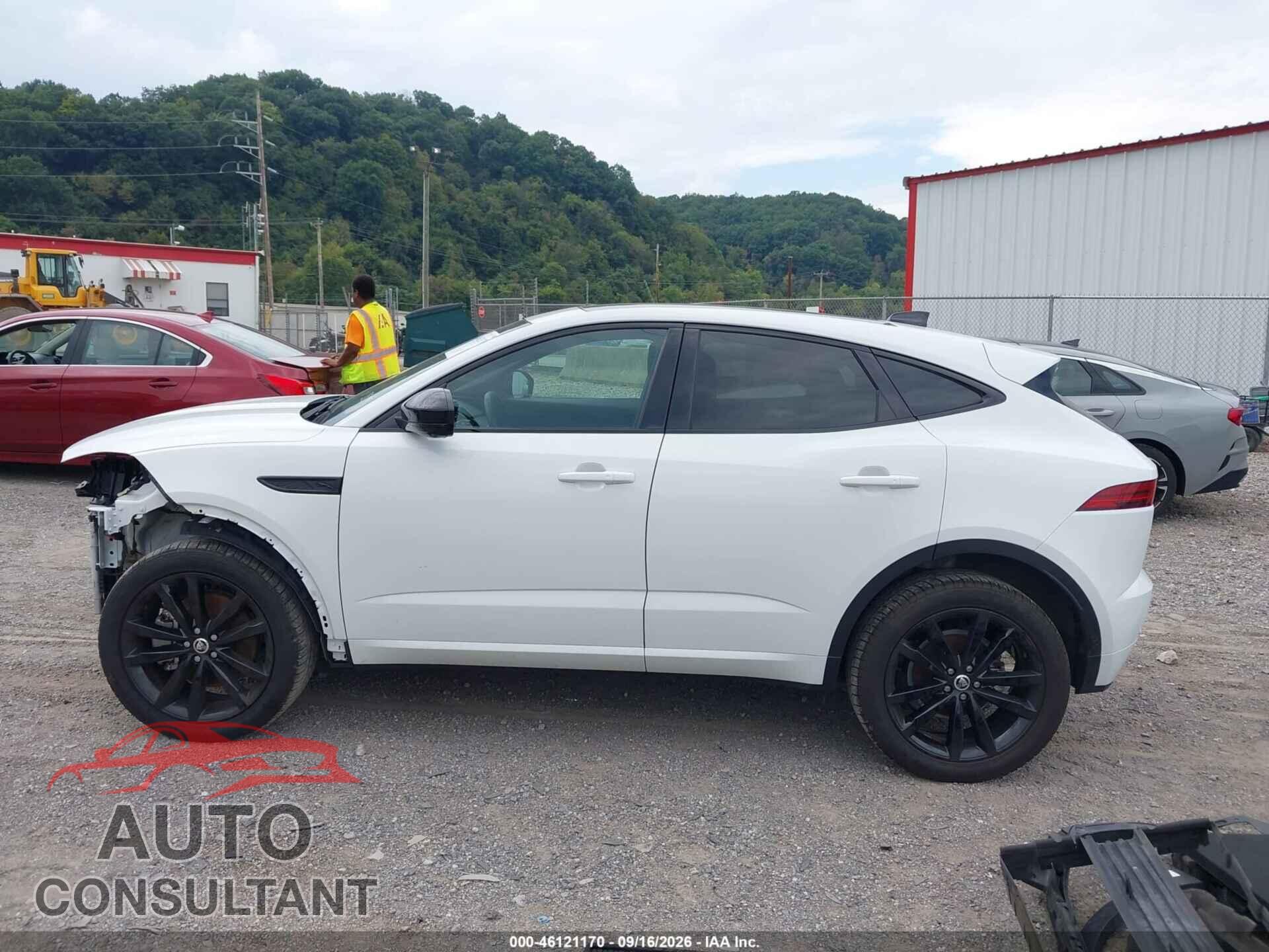 JAGUAR E-PACE 2024 - SADFL2FX0R1049356