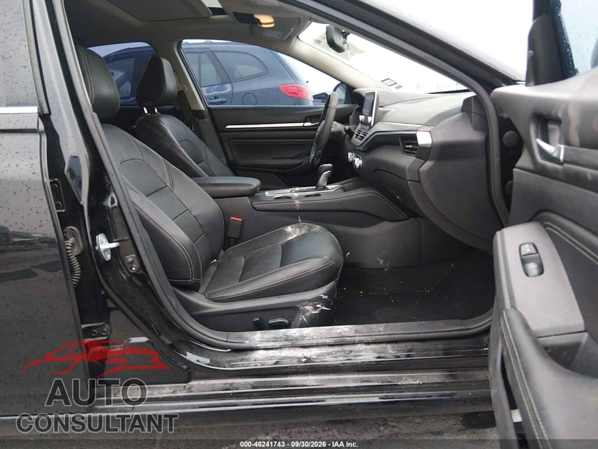 NISSAN ALTIMA 2019 - 1N4BL4EV5KC184001